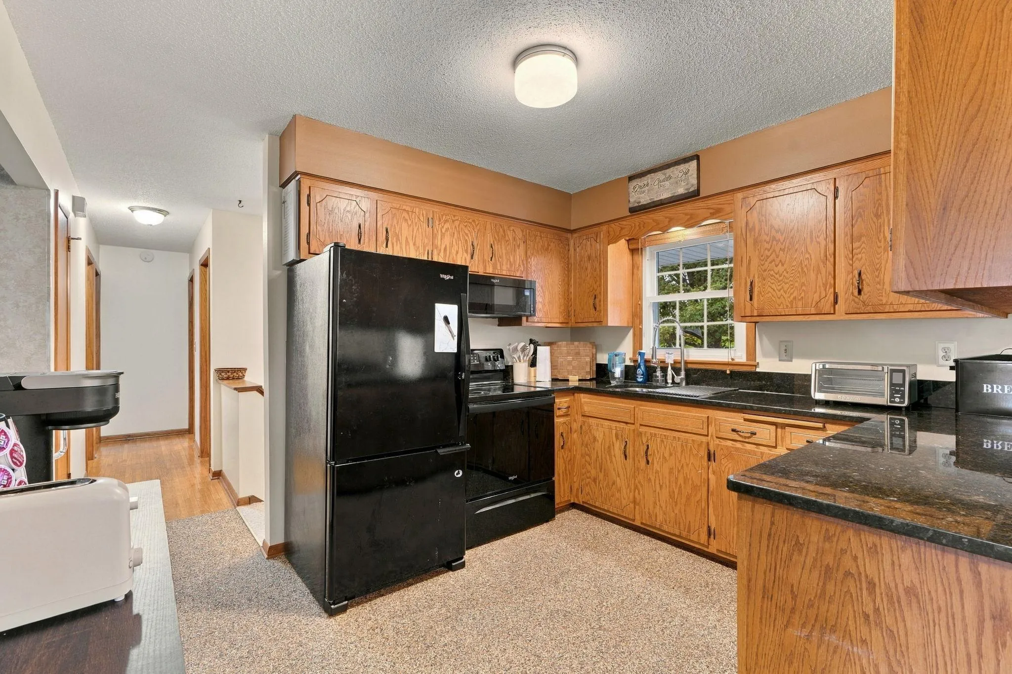 Photo 3 of 3950 7th Avenue