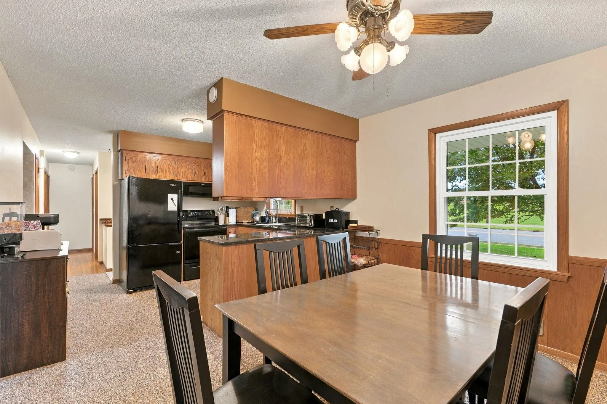 Photo 13 of 3950 7th Avenue