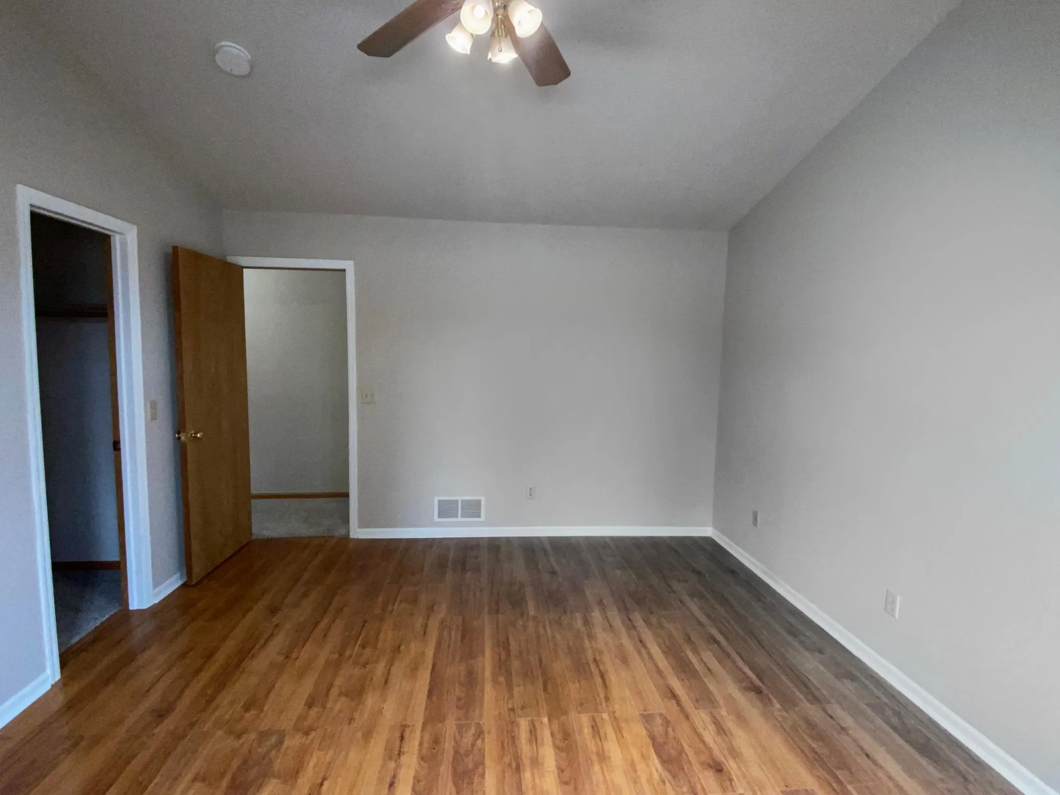 Photo 21 of 13434 Oakwood Drive