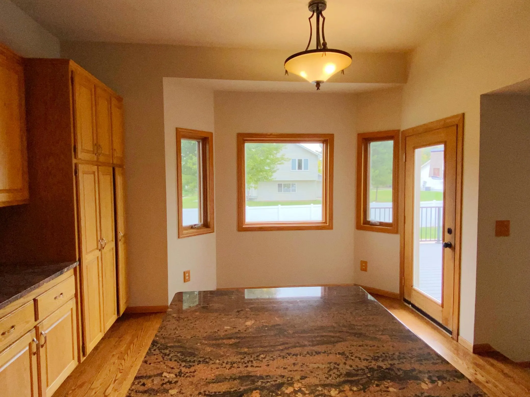 Photo 9 of 13434 Oakwood Drive