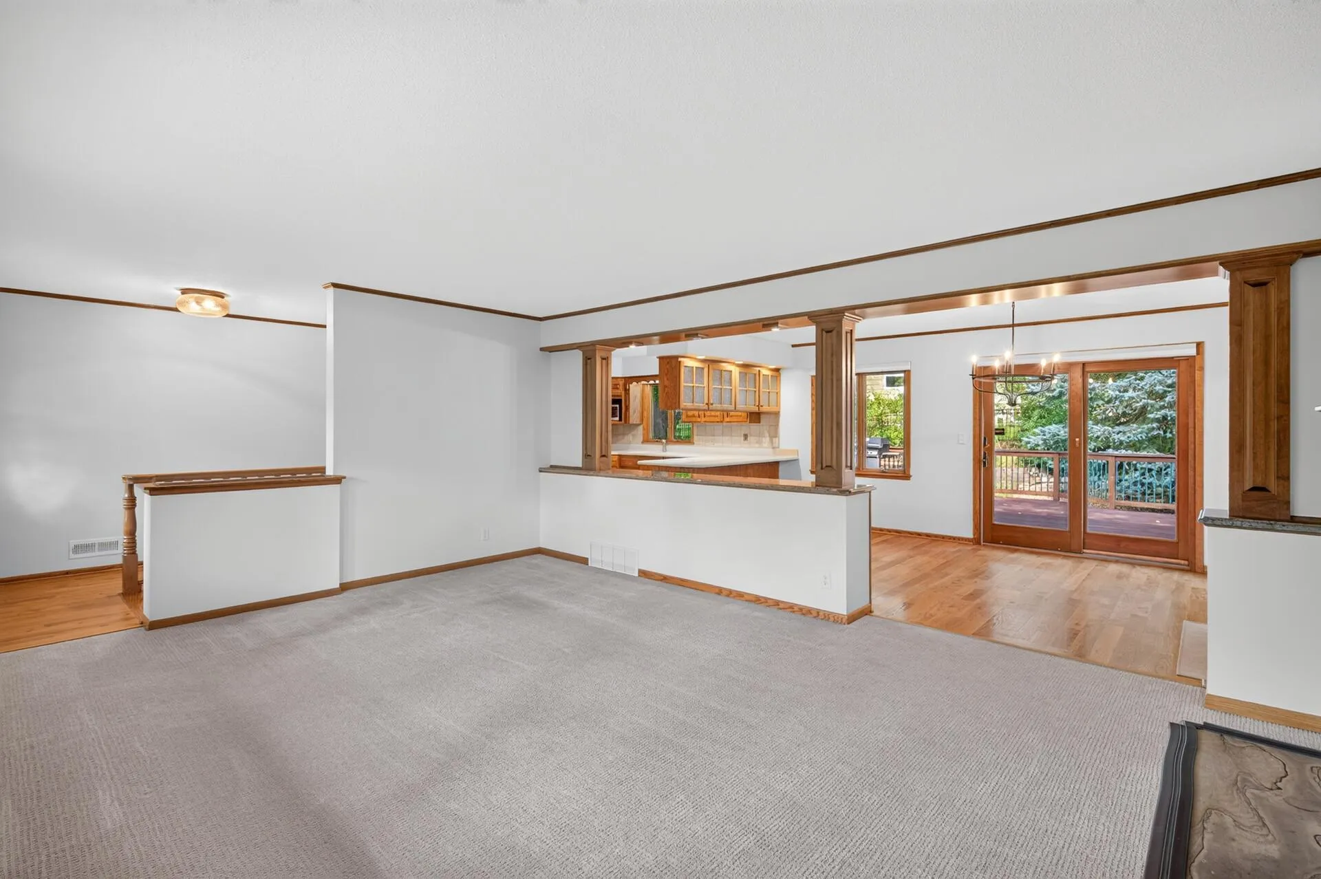 Photo 9 of 12760 Roberts Drive