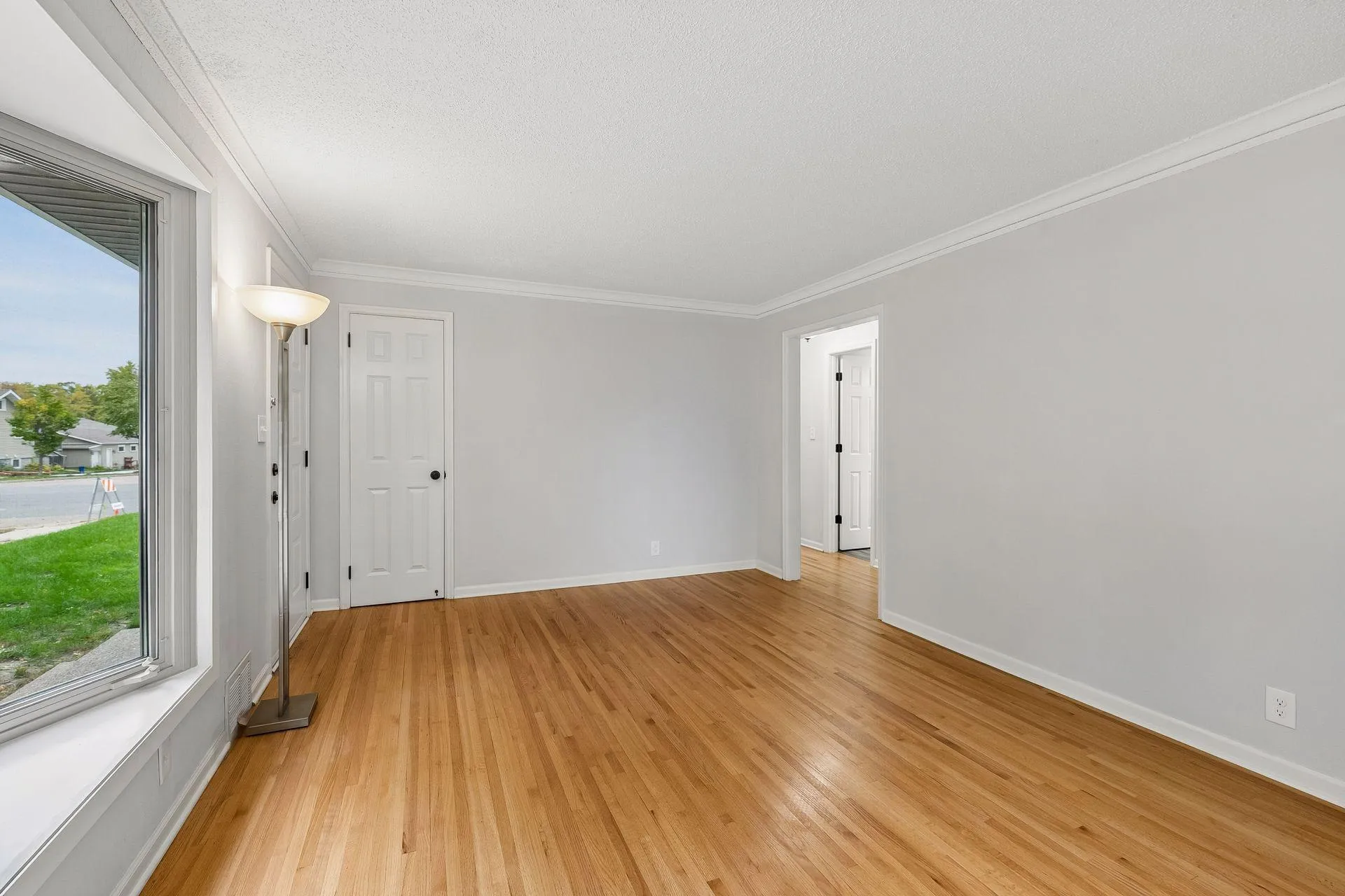 Photo 6 of 6001 Thomas S Avenue