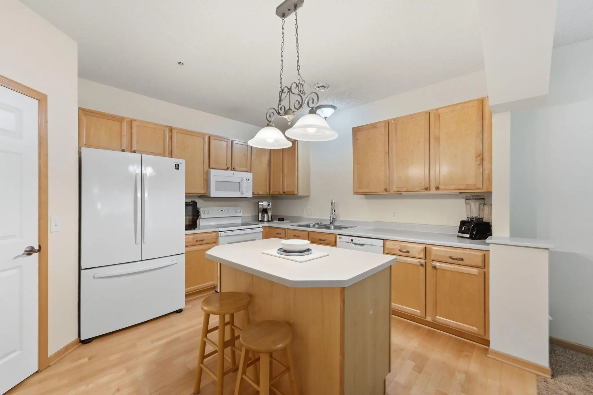 Photo 11 of 111302 Village Road Unit 2