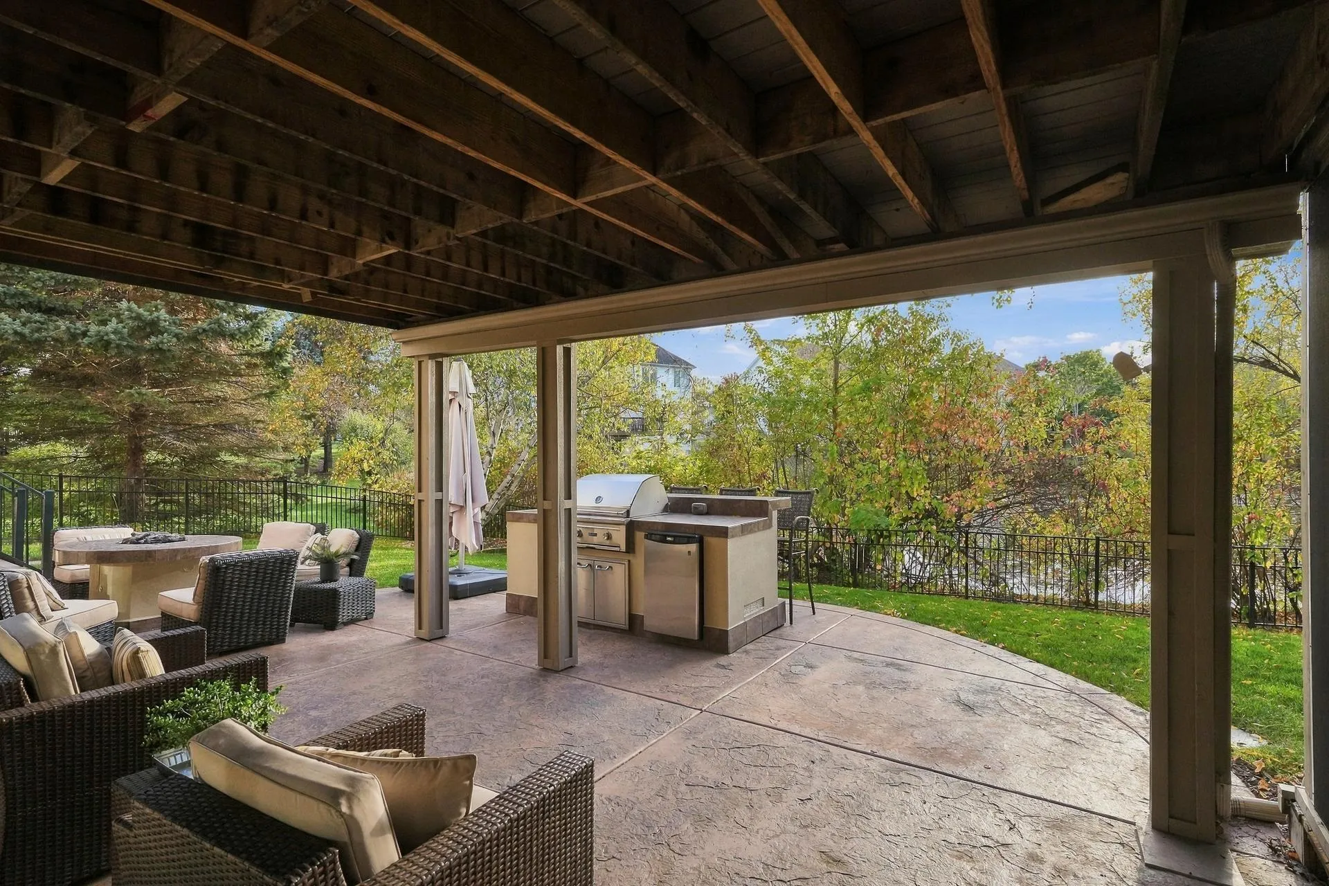 Photo 10 of 1400 Larkspur Drive