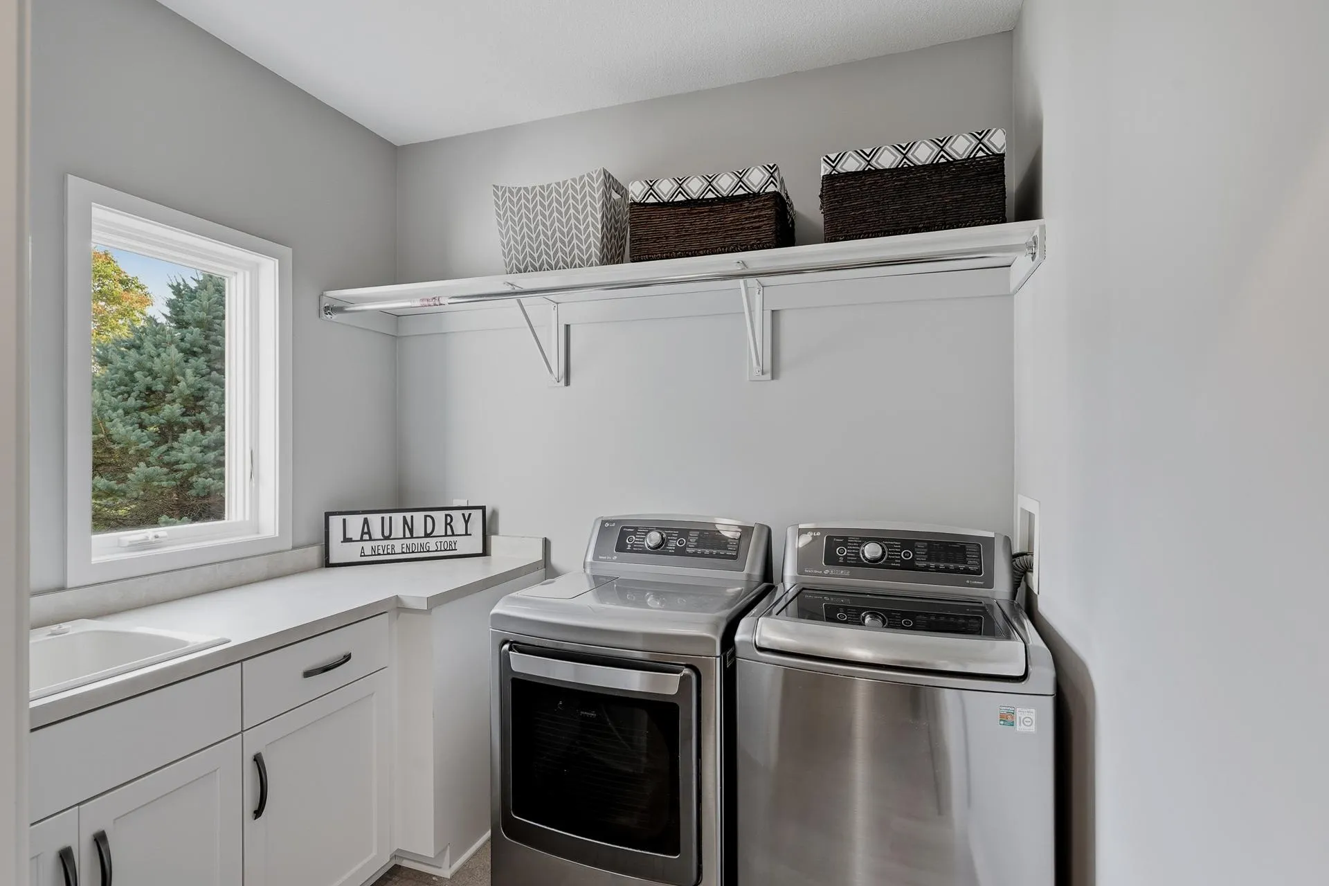 Photo 44 of 1400 Larkspur Drive