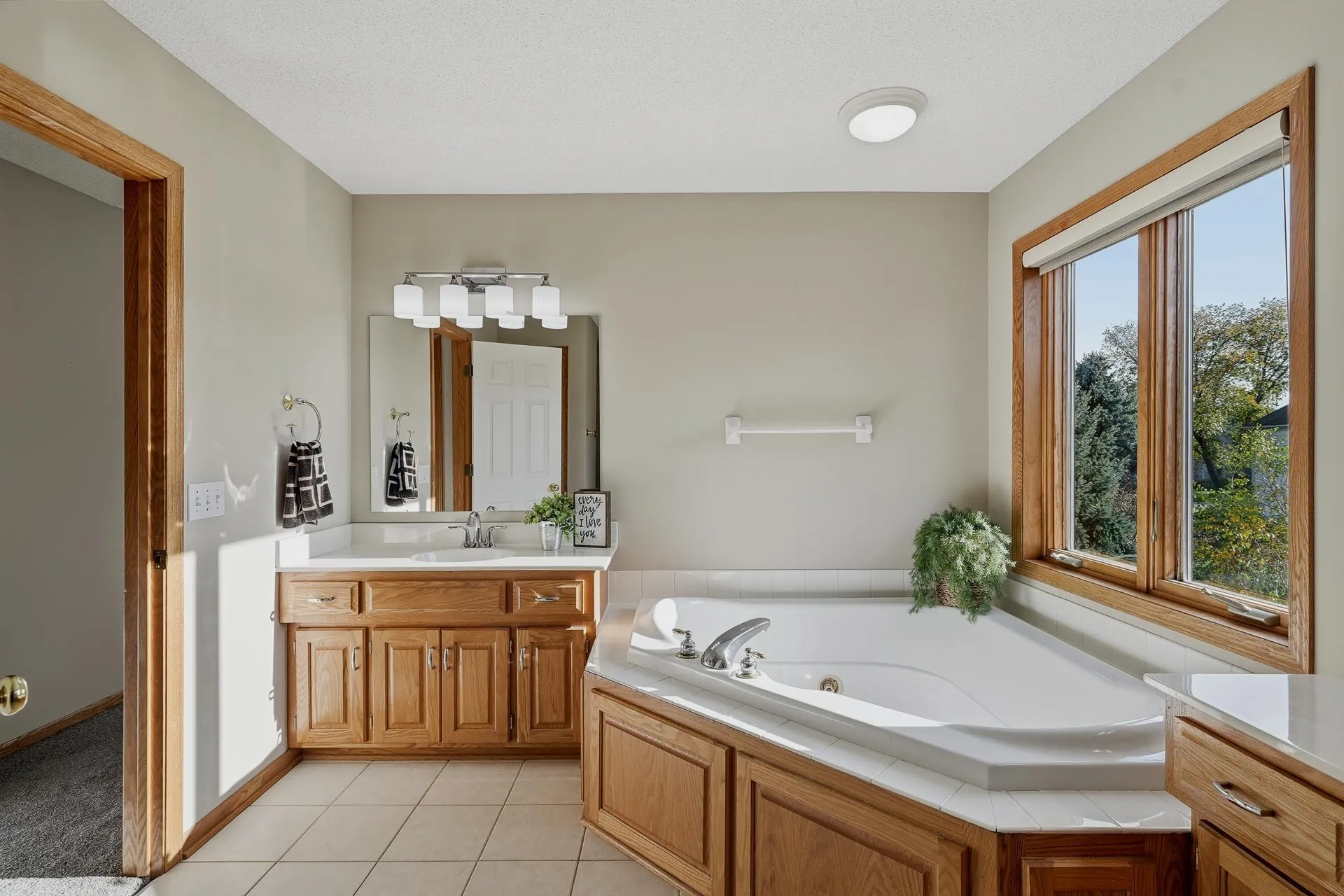Photo 48 of 1400 Larkspur Drive