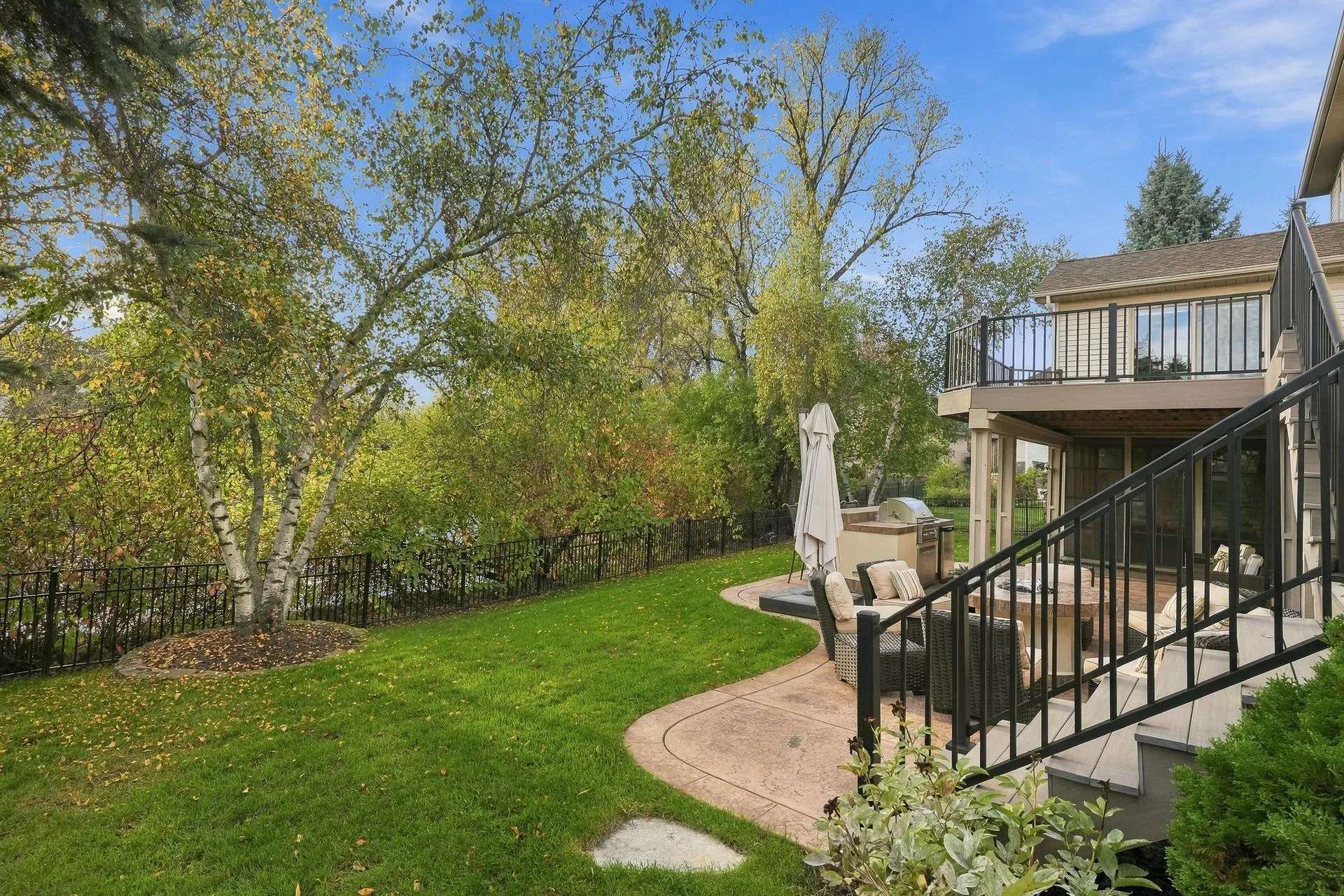 Photo 14 of 1400 Larkspur Drive
