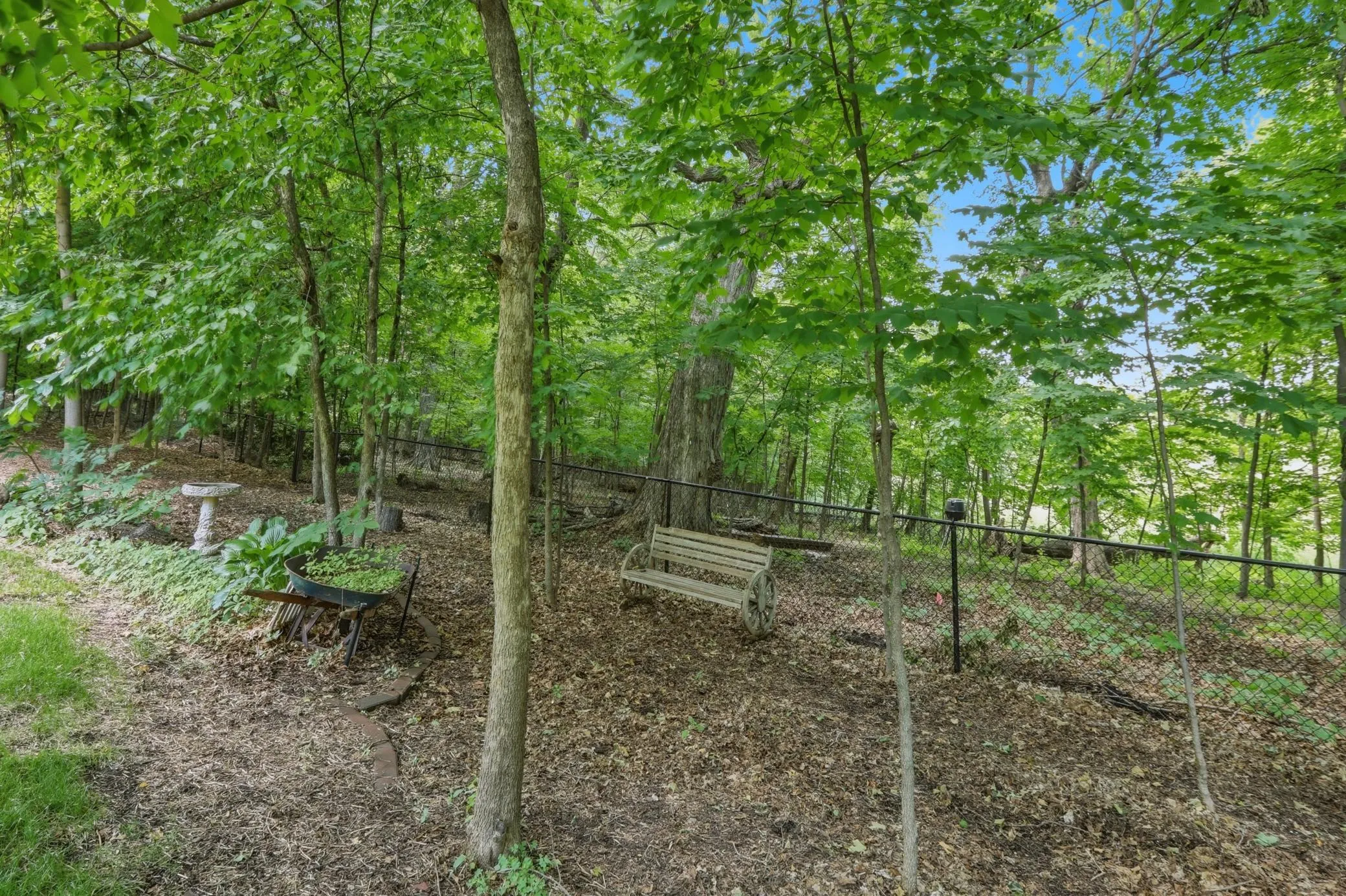 Photo 37 of 9142 Woodland Drive