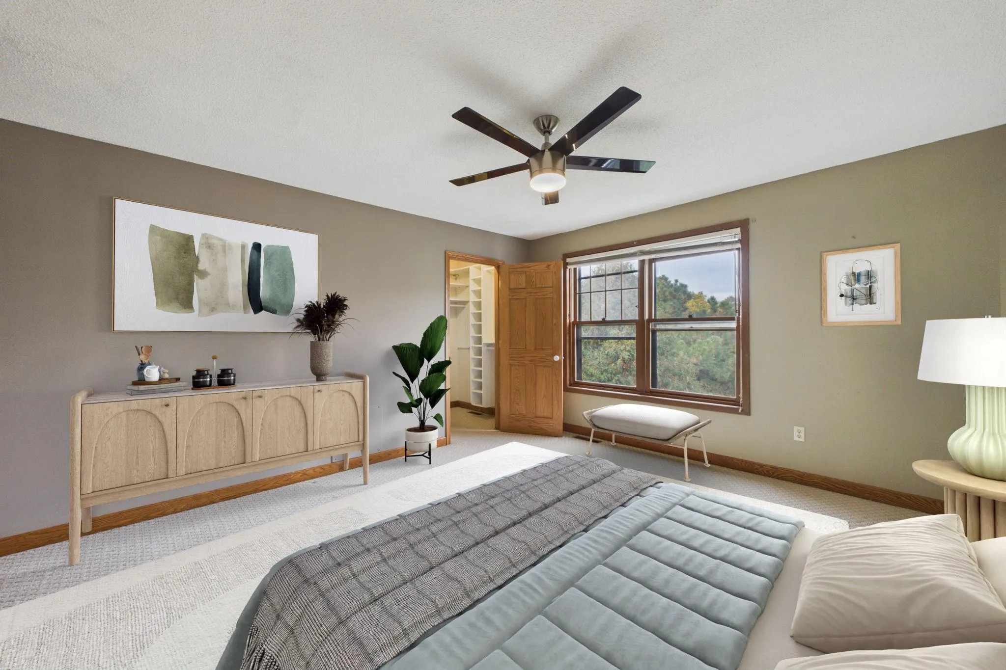 Photo 16 of 246 3rd Ne Avenue