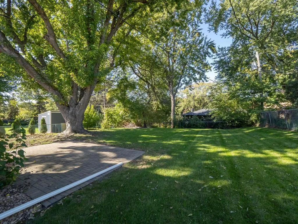 Photo 6 of 33 Hilltop Lane