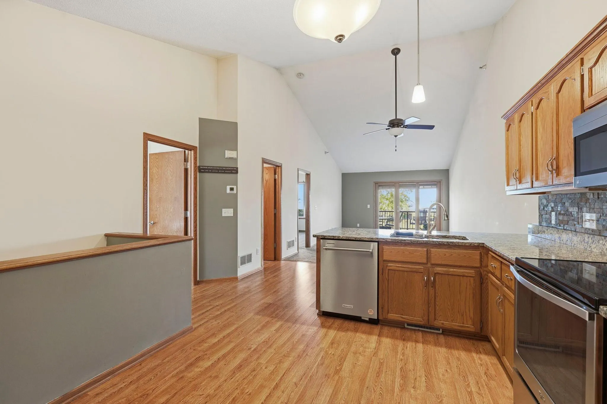Photo 8 of 5514 Nathan N Lane Unit 4