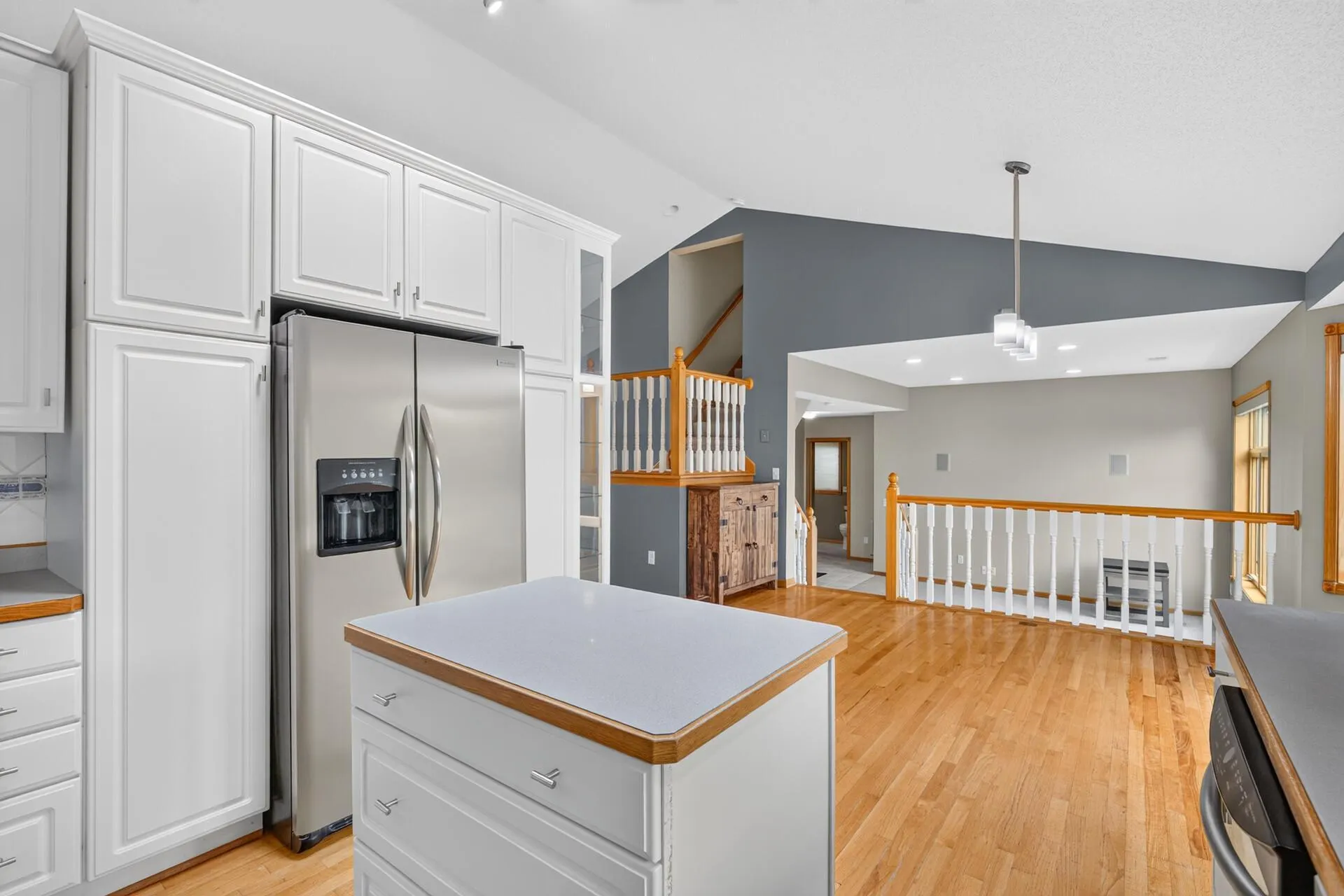 Photo 12 of 6585 Promontory Drive