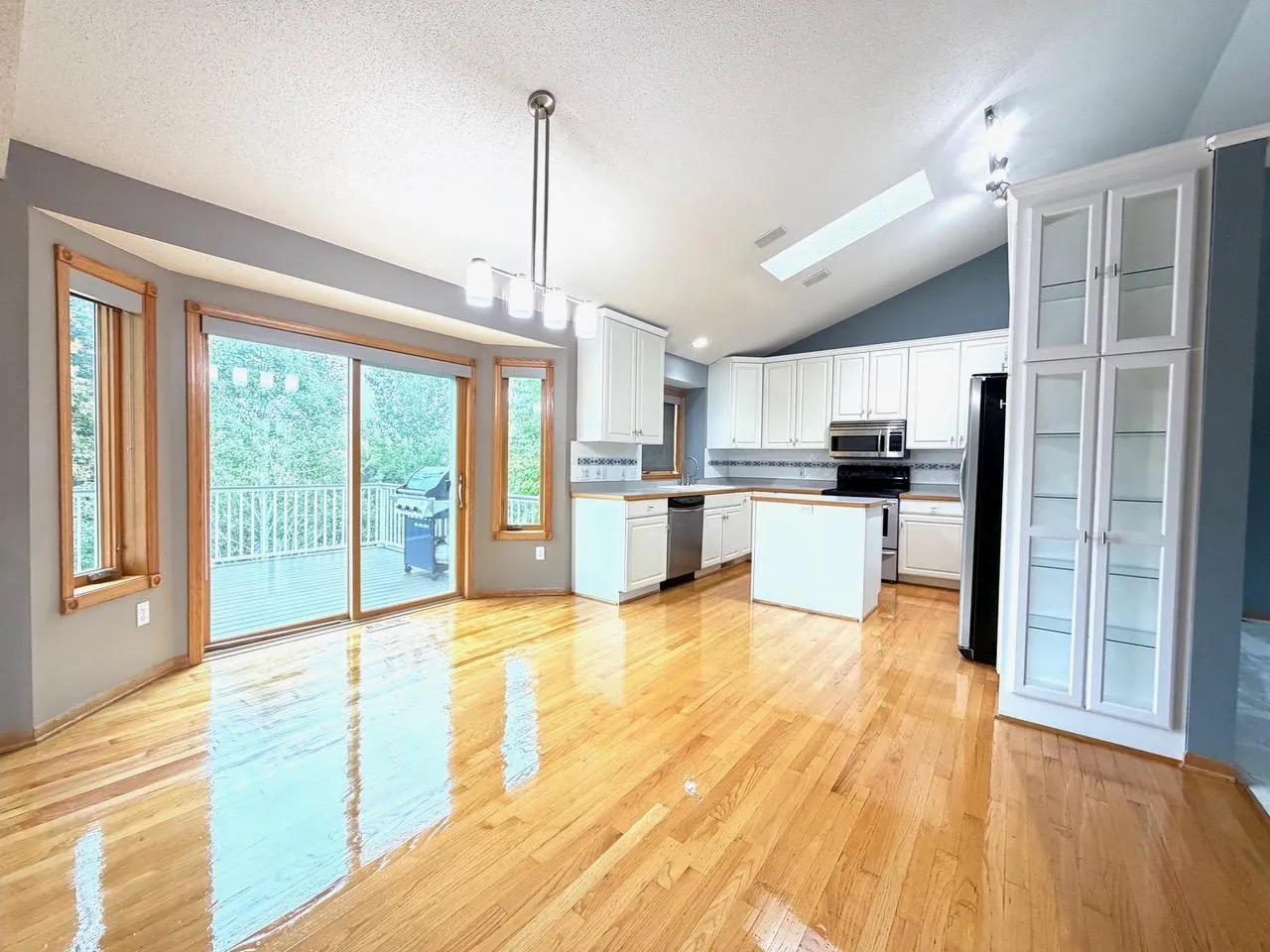 Photo 6 of 6585 Promontory Drive