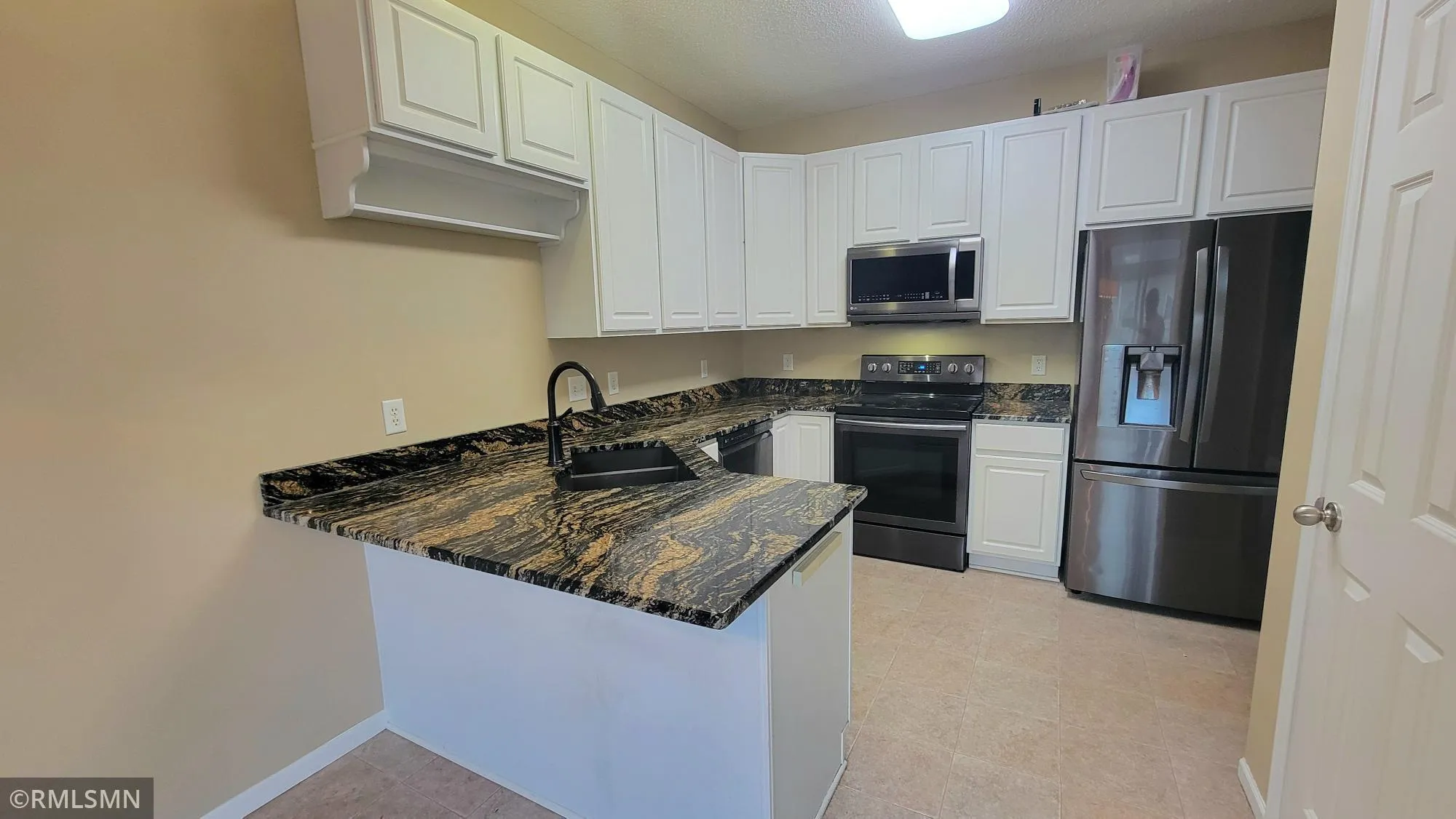 Photo 7 of 1355 White Oak Drive