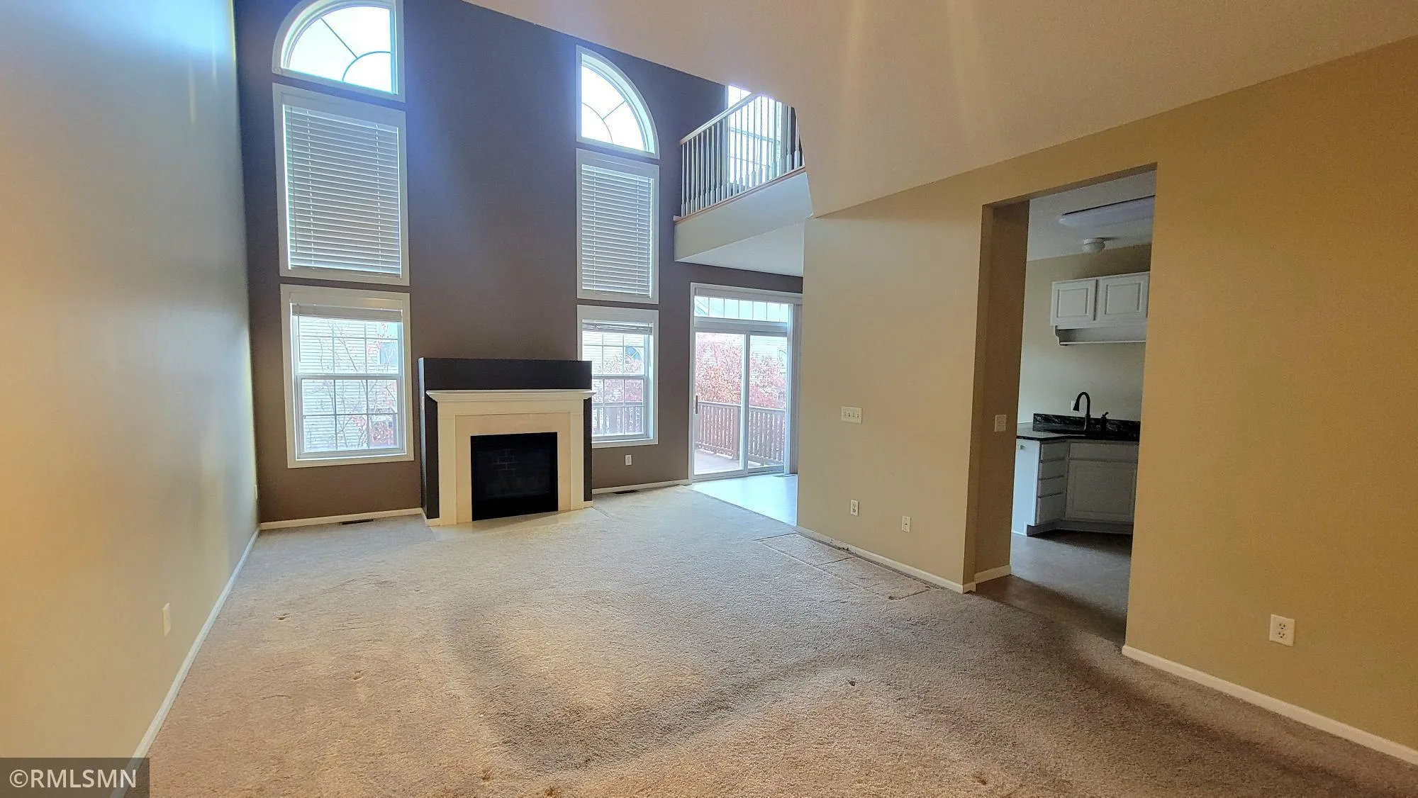 Photo 3 of 1355 White Oak Drive