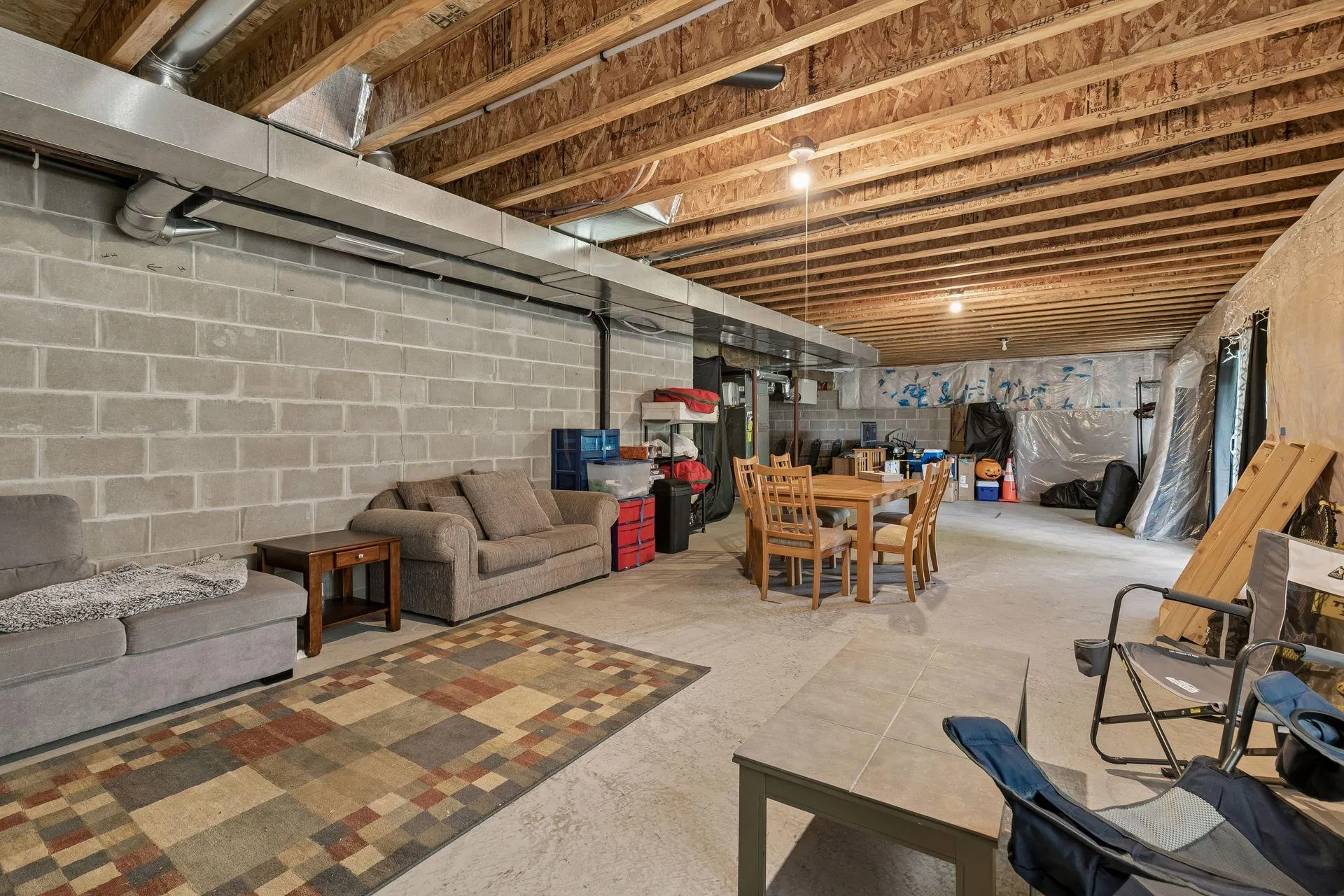 Photo 40 of 18618 Dunbury Avenue