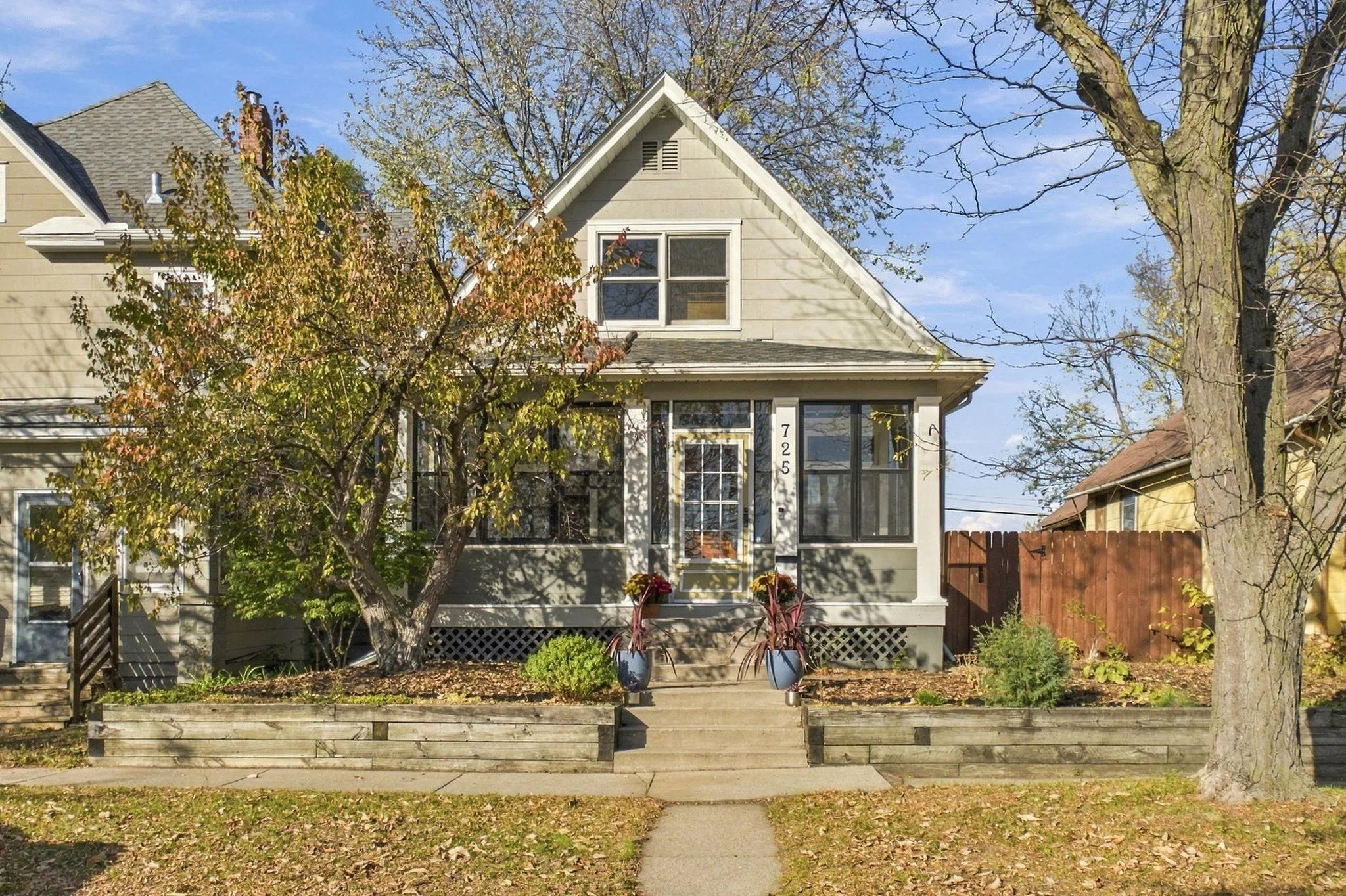 Photo 24 of 725 Tuscarora Avenue