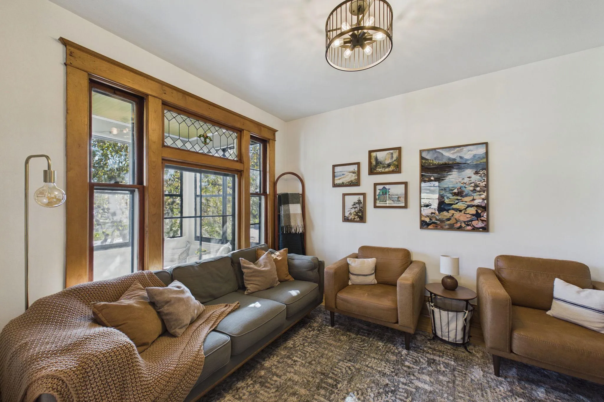 Photo 4 of 725 Tuscarora Avenue