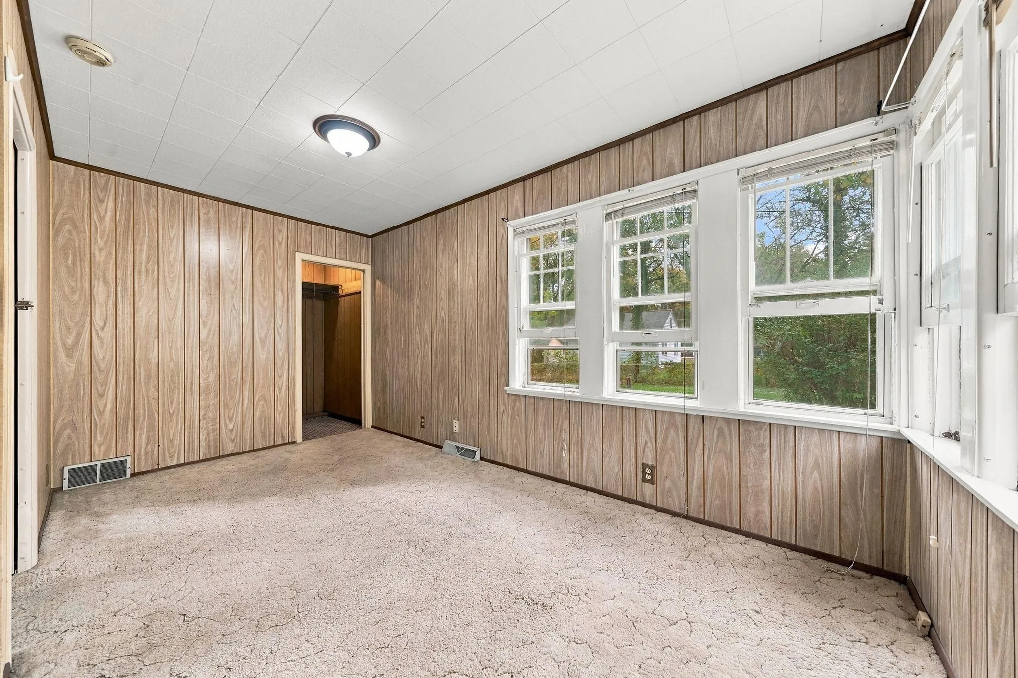Photo 8 of 1865 Redwing S Avenue