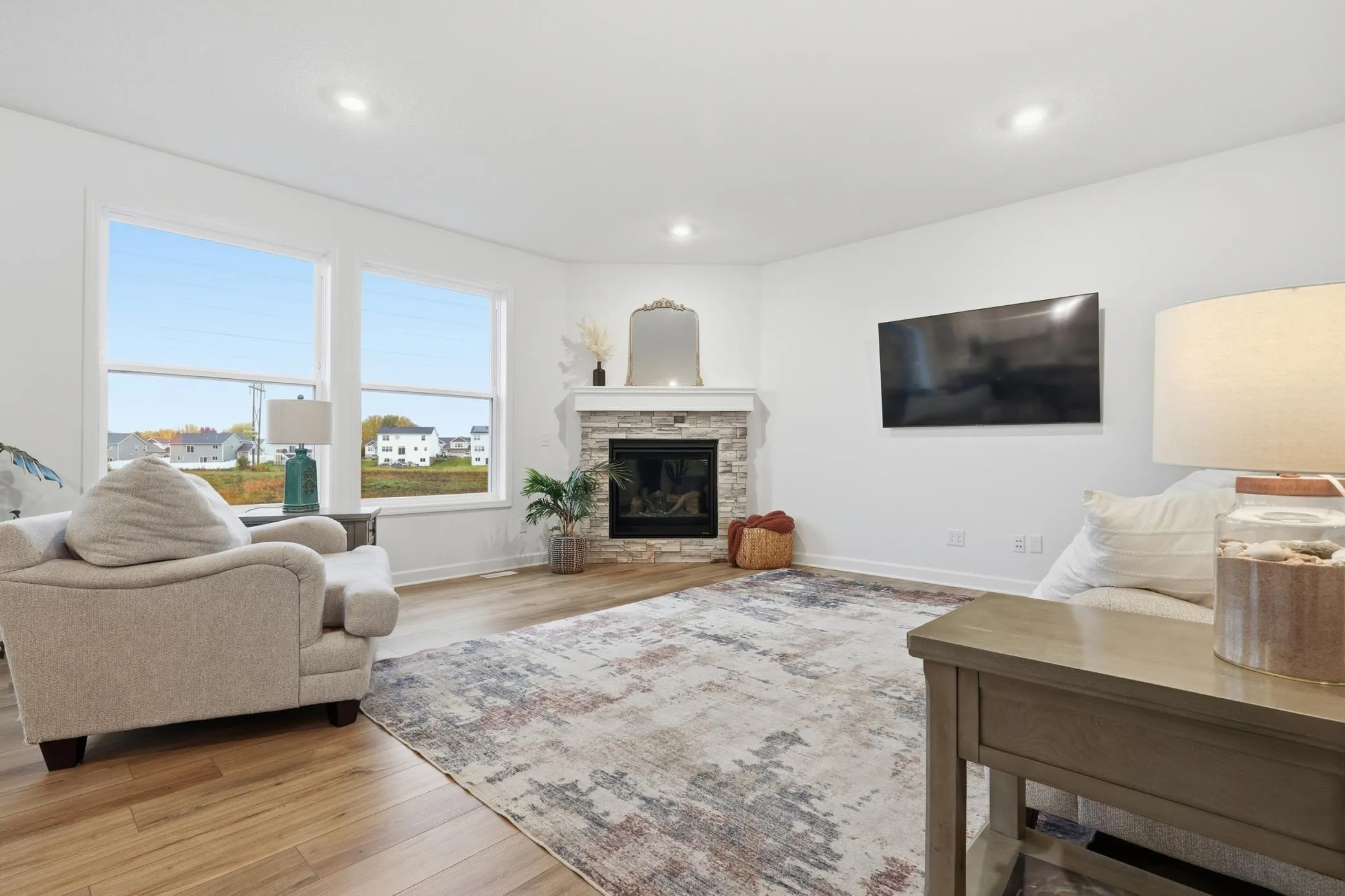 Photo 11 of 5065 87th Ne Street