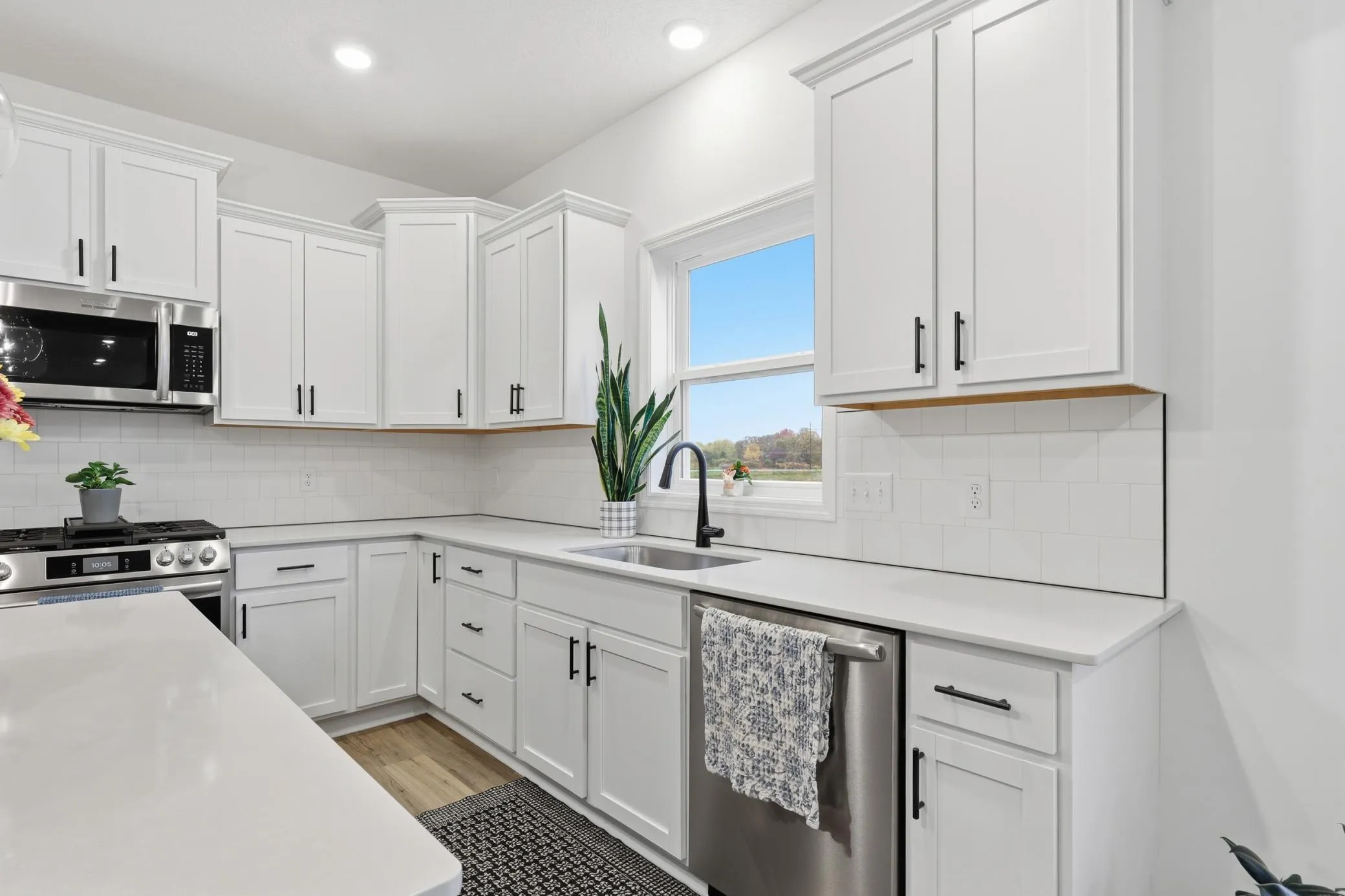 Photo 17 of 5065 87th Ne Street