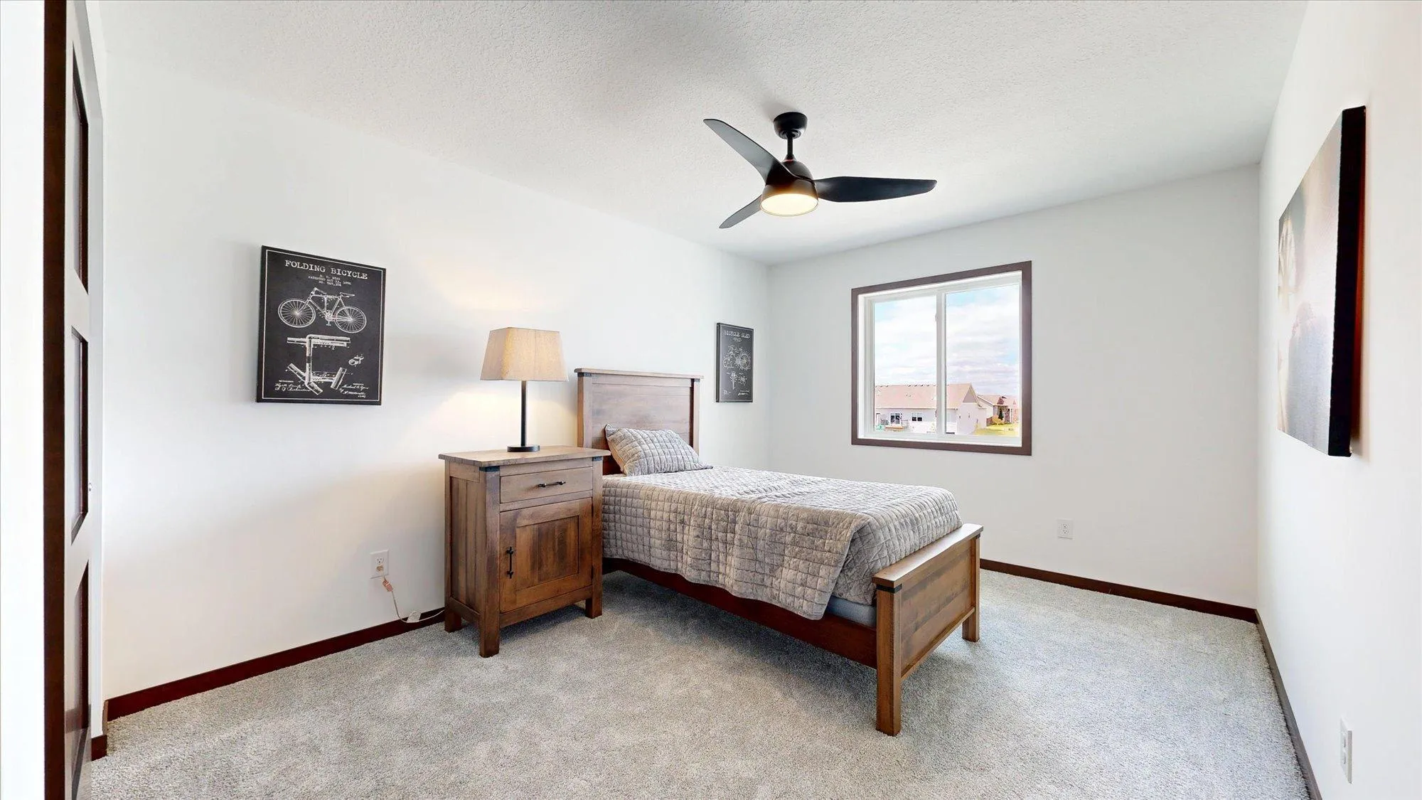 Photo 20 of 18036 Walnut Circle