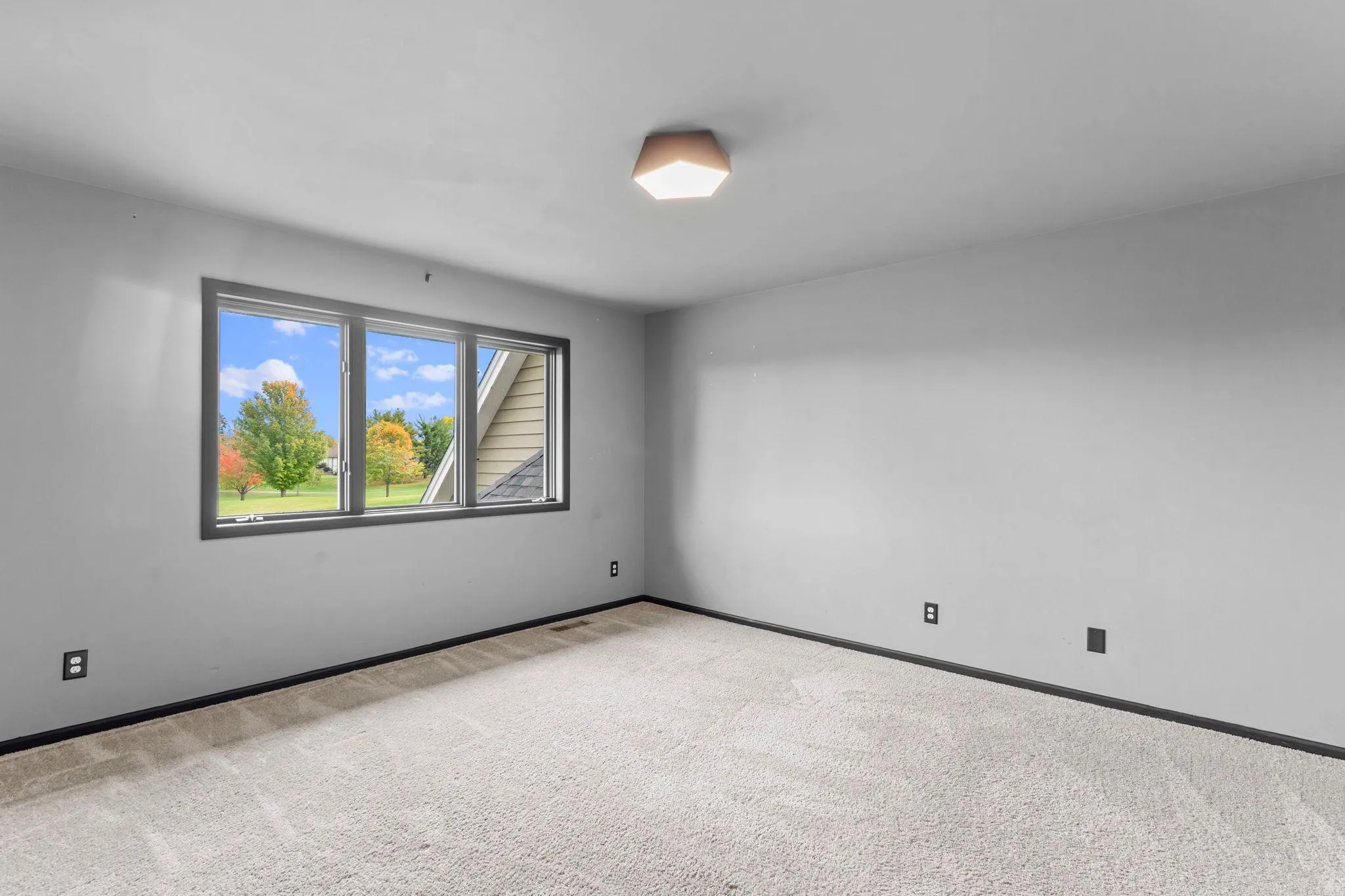 Photo 33 of 9490 Wedgewood Drive