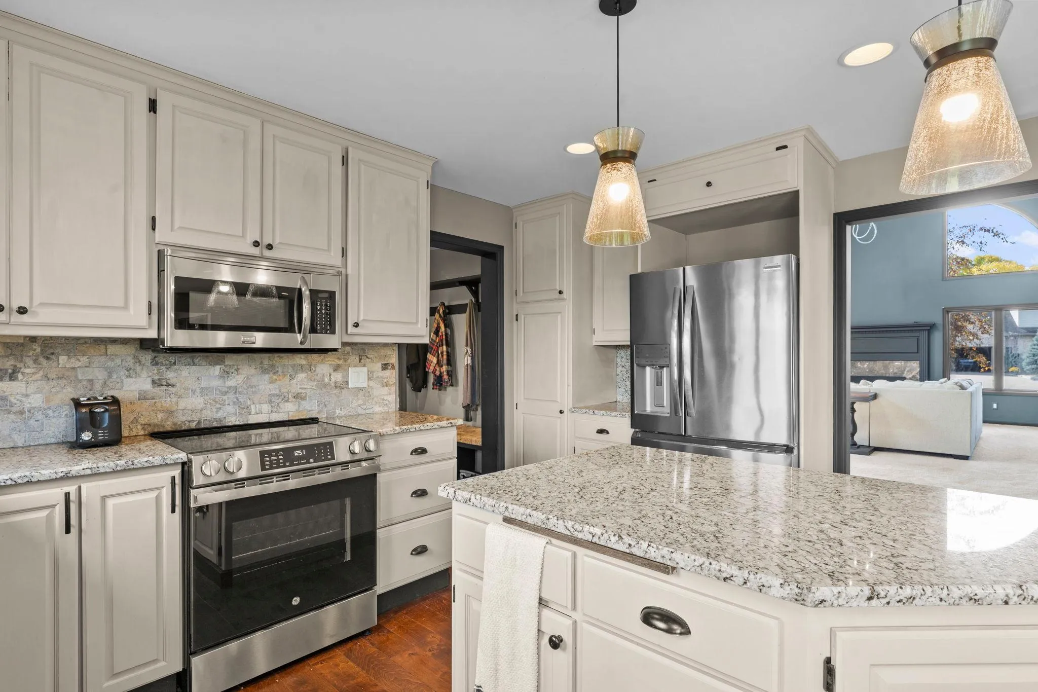 Photo 19 of 9490 Wedgewood Drive