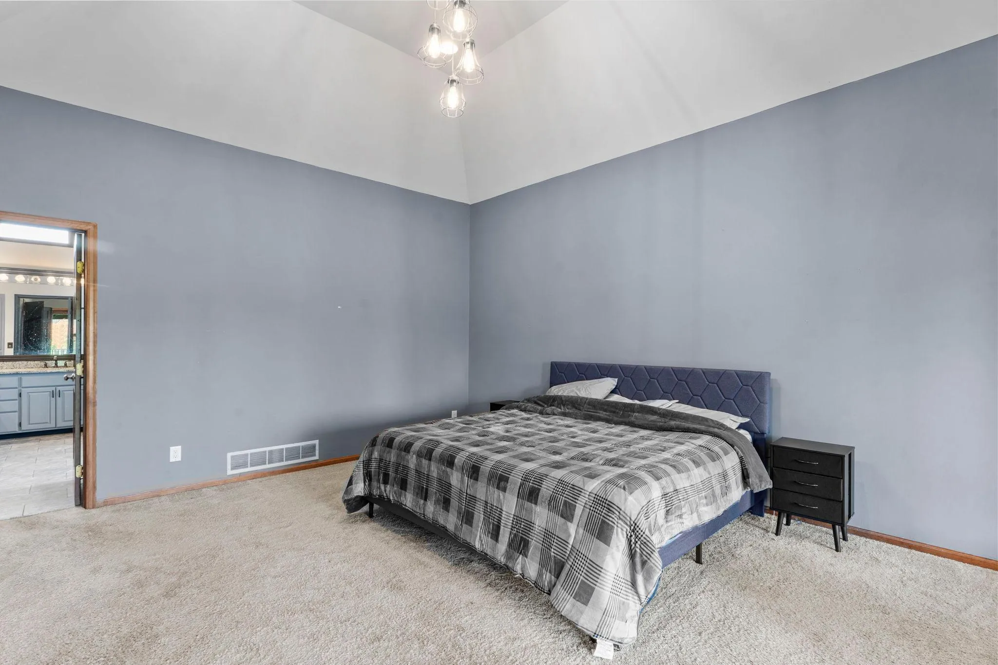 Photo 27 of 9490 Wedgewood Drive