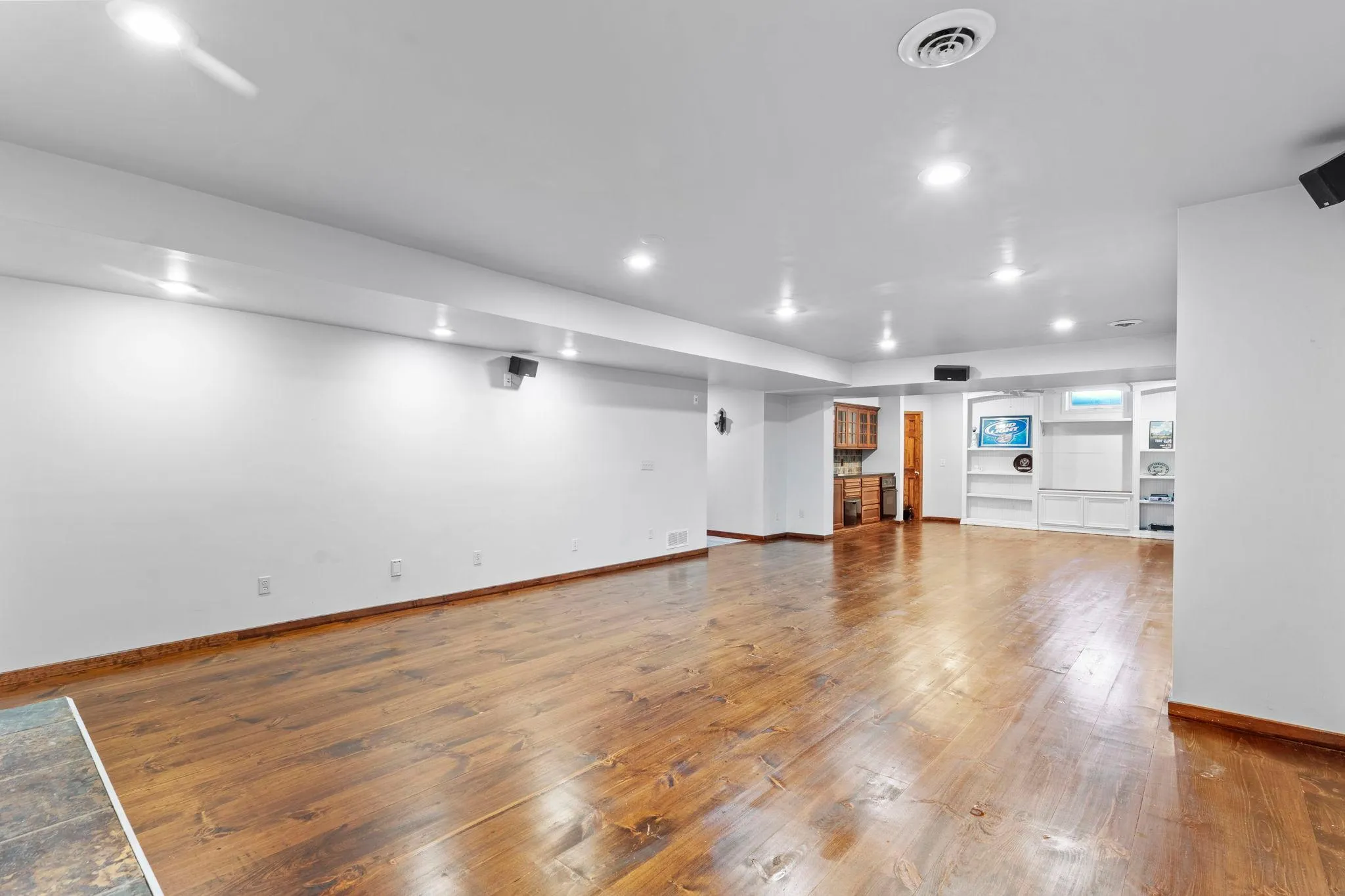 Photo 42 of 9490 Wedgewood Drive