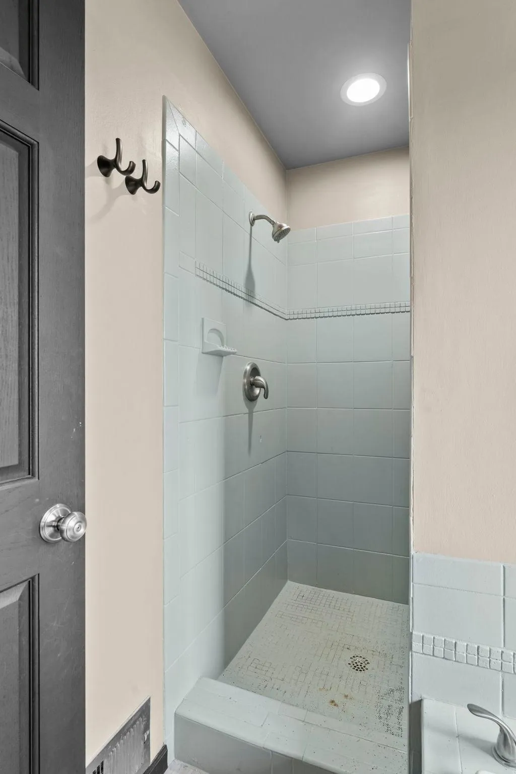 Photo 37 of 9490 Wedgewood Drive