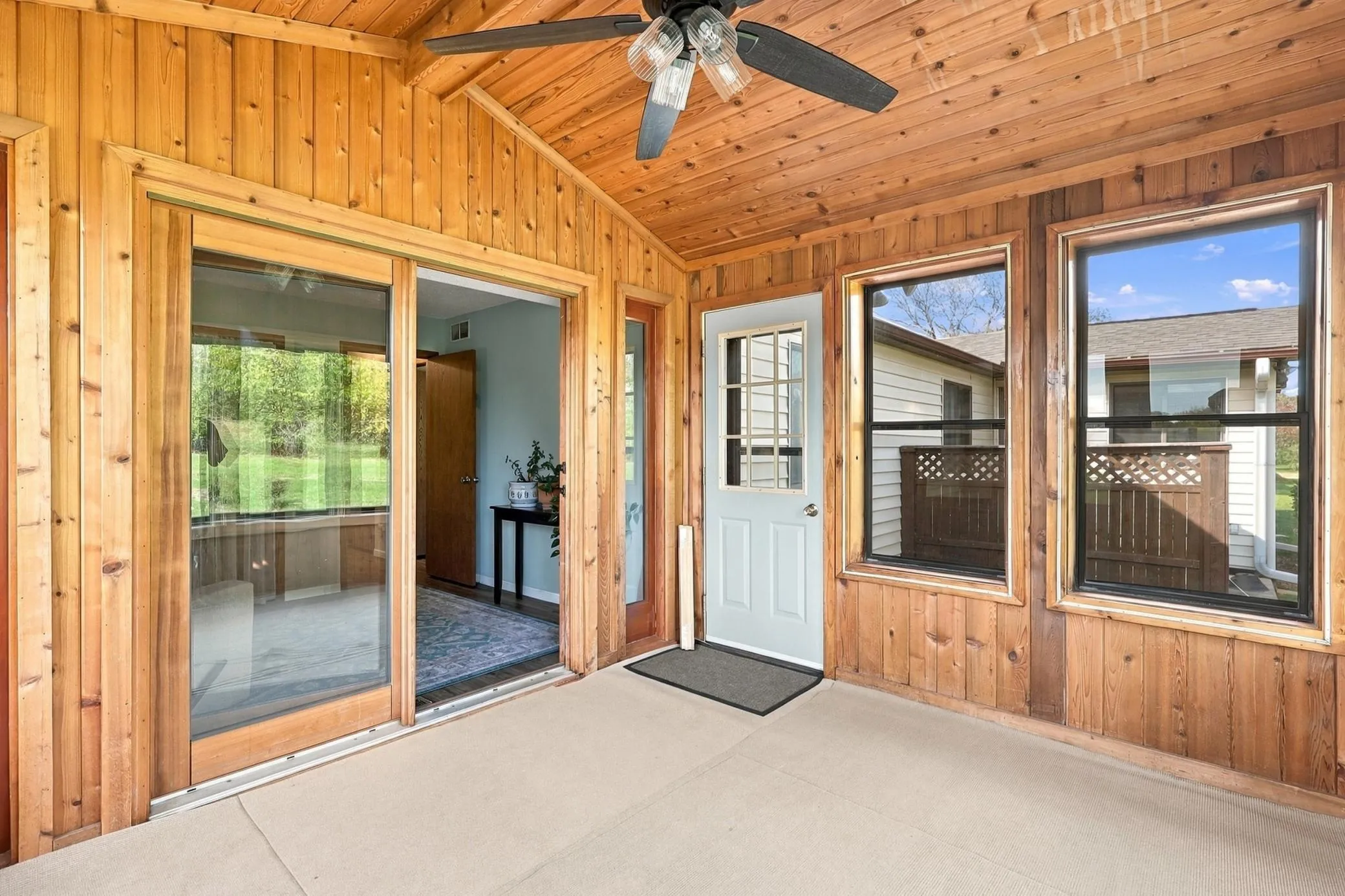 Photo 19 of 14366 Glenda Drive