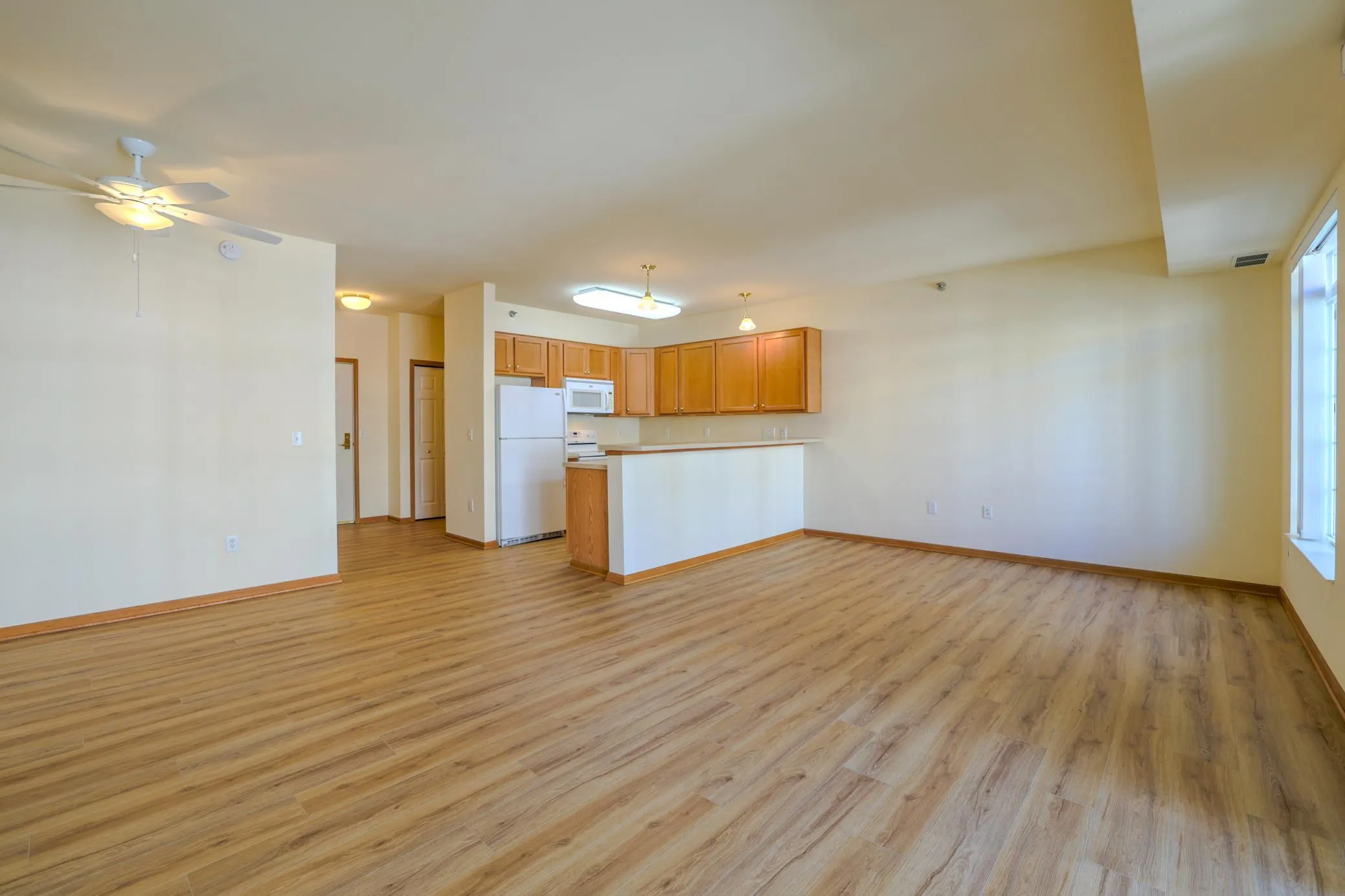 Photo 5 of 8200 W 33rd Street Unit 323