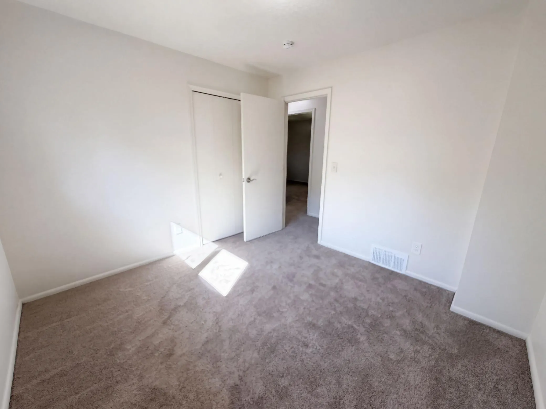 Photo 18 of 16276 Franklin Se Circle