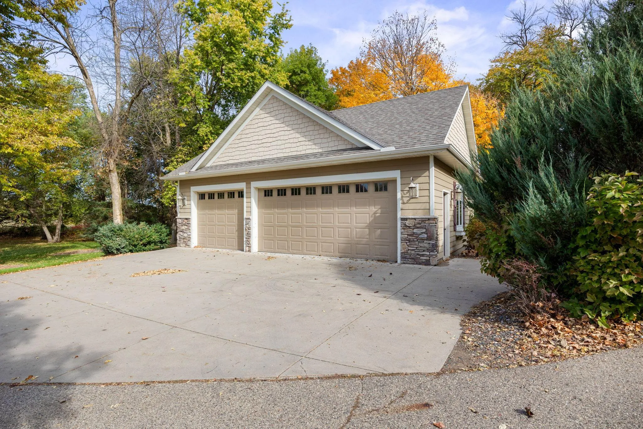 Photo 4 of 9284 Ehler Se Avenue