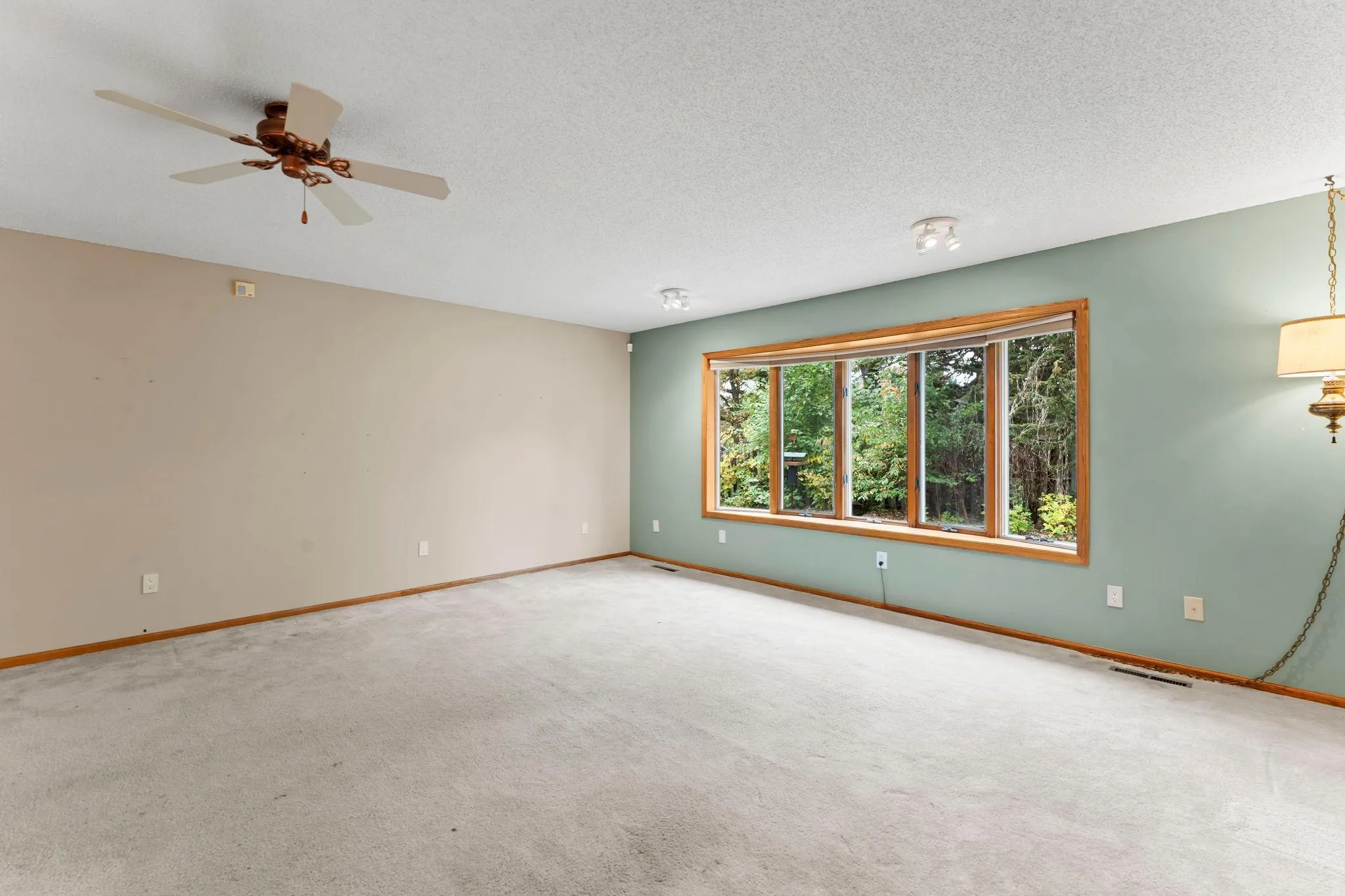 Photo 10 of 12354 Magnolia Nw Circle