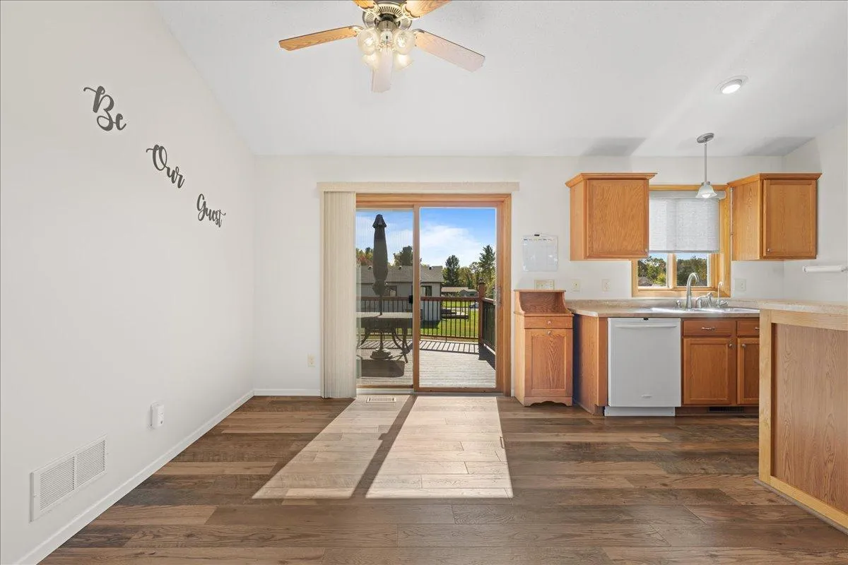 Photo 20 of 1204 Wren Place