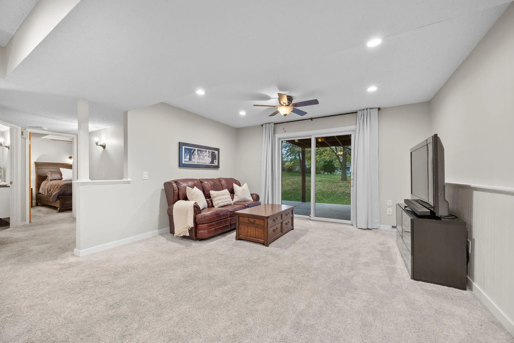 Photo 17 of 1425 Meadow Court