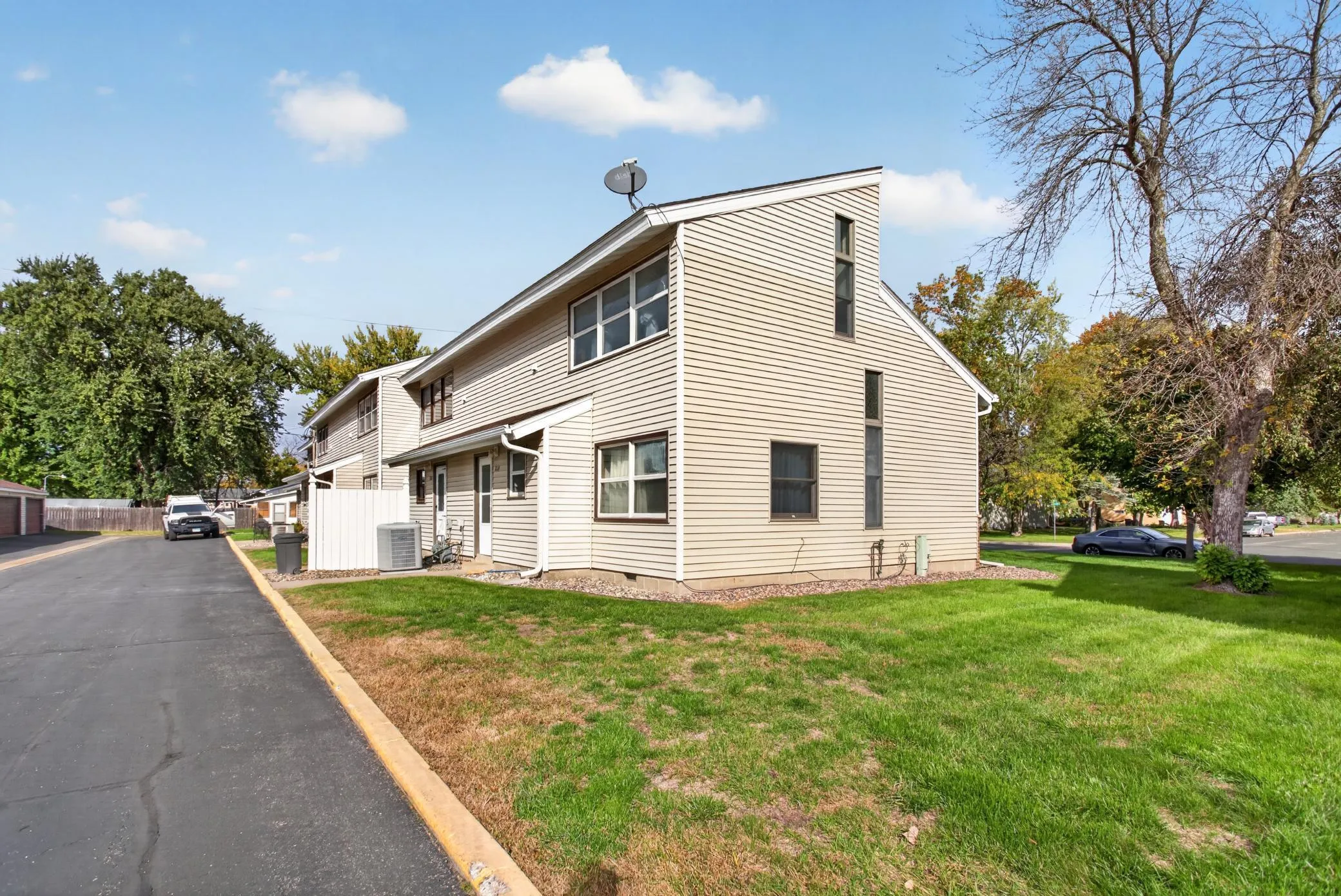 Photo 9 of 820 9th Street