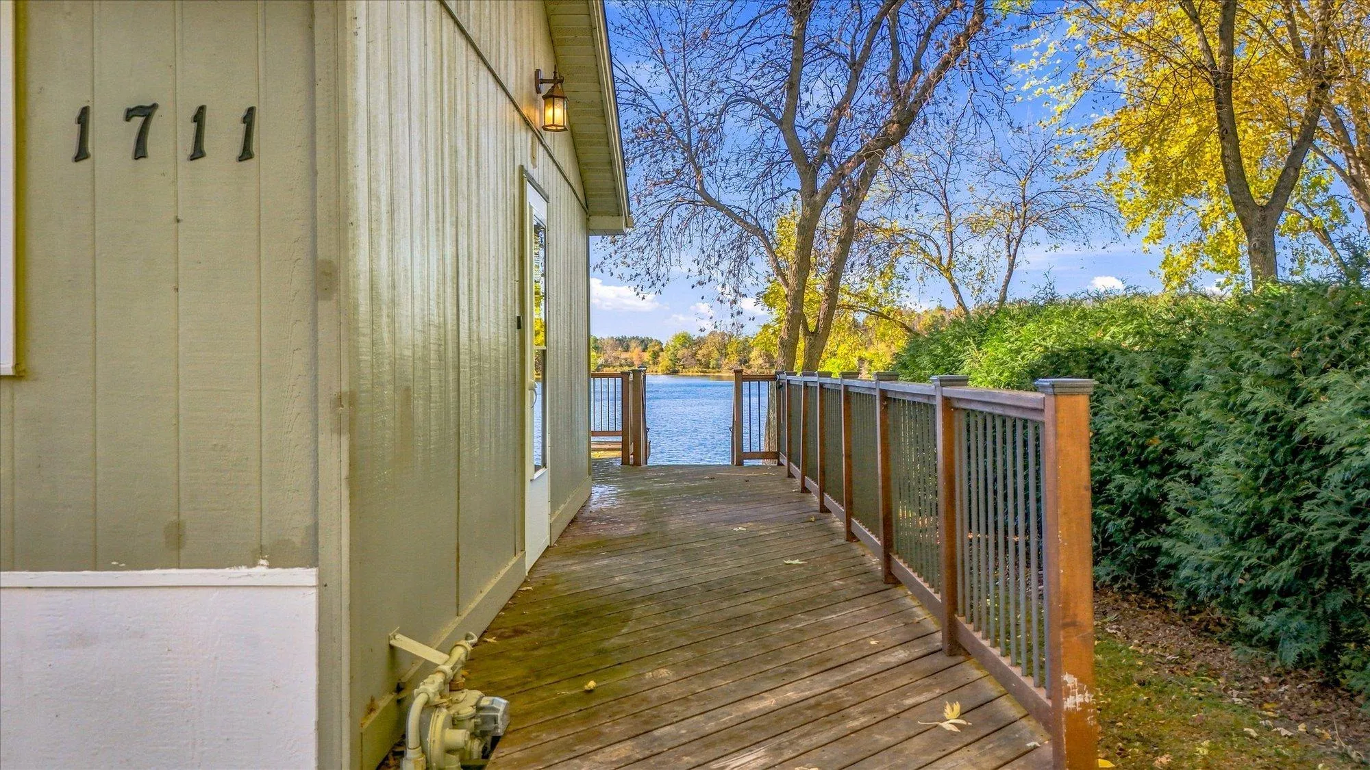 Photo 21 of 1711 Hansack Ne Avenue