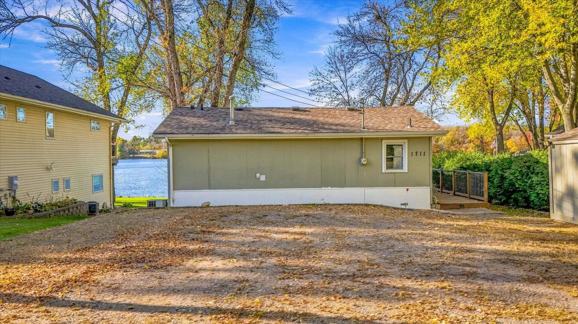 Photo 41 of 1711 Hansack Ne Avenue