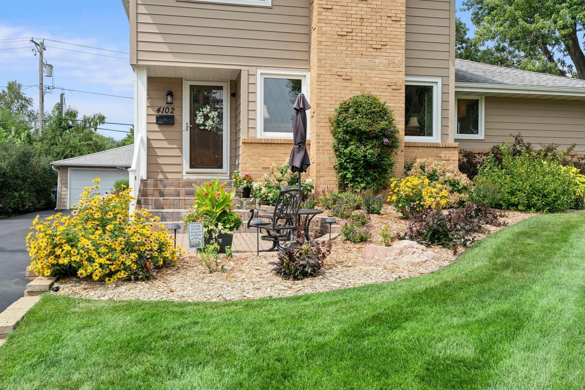 Photo 5 of 4102 Grimes S Avenue