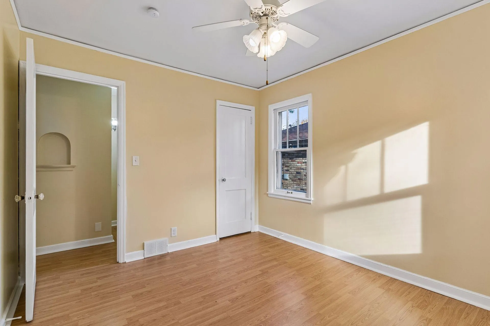 Photo 10 of 3150 Mckinley Ne Street