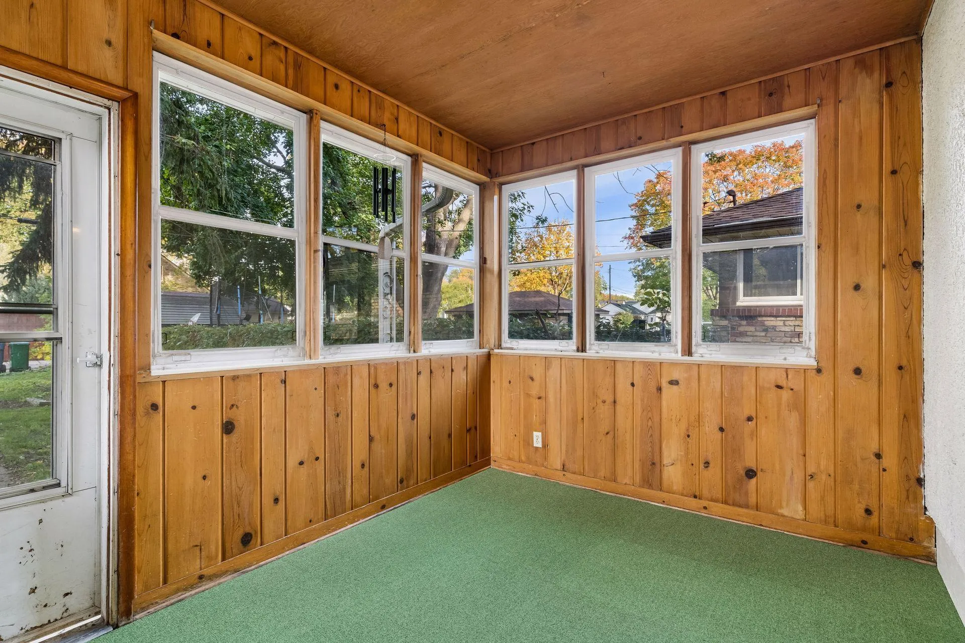 Photo 18 of 3150 Mckinley Ne Street