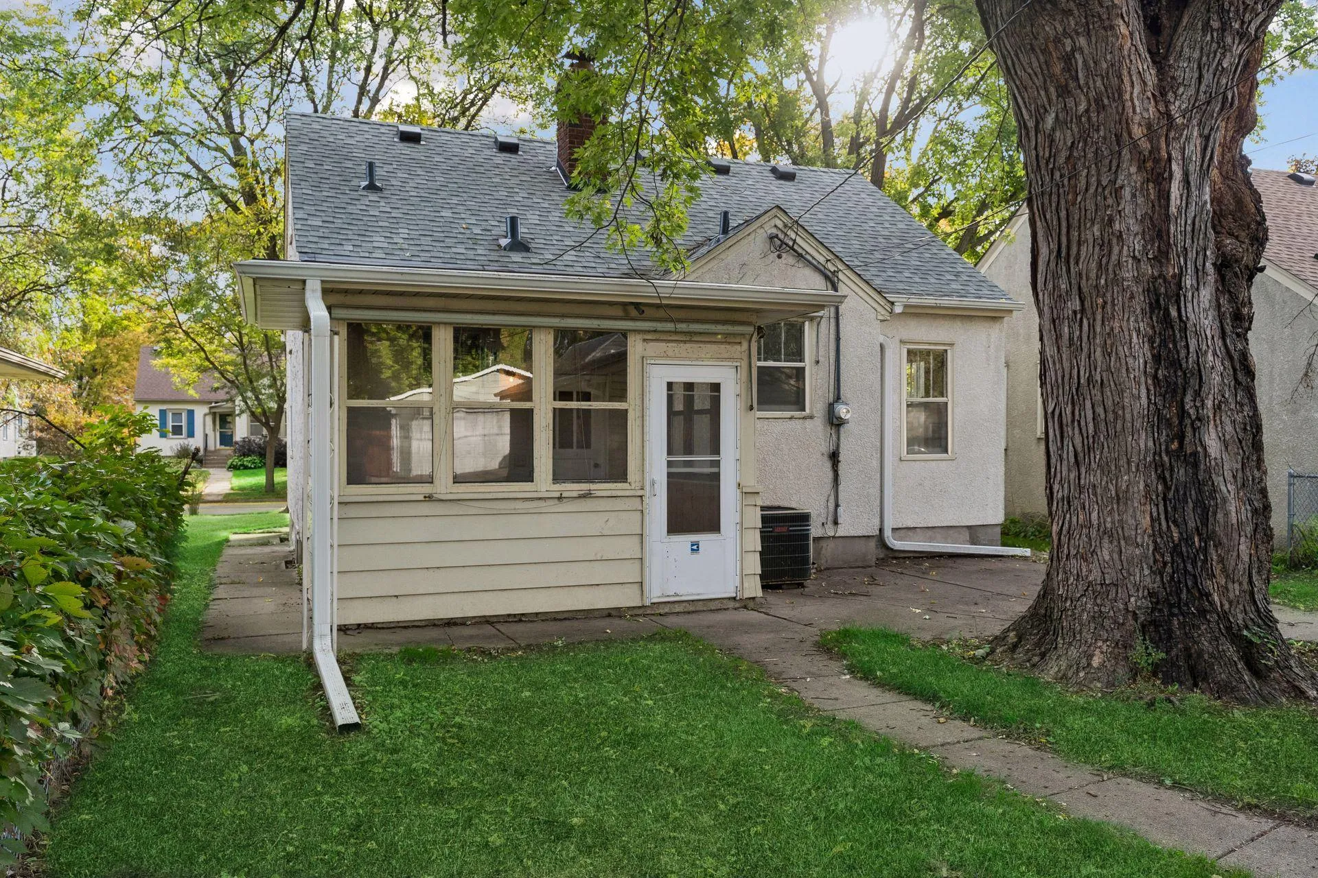 Photo 21 of 3150 Mckinley Ne Street