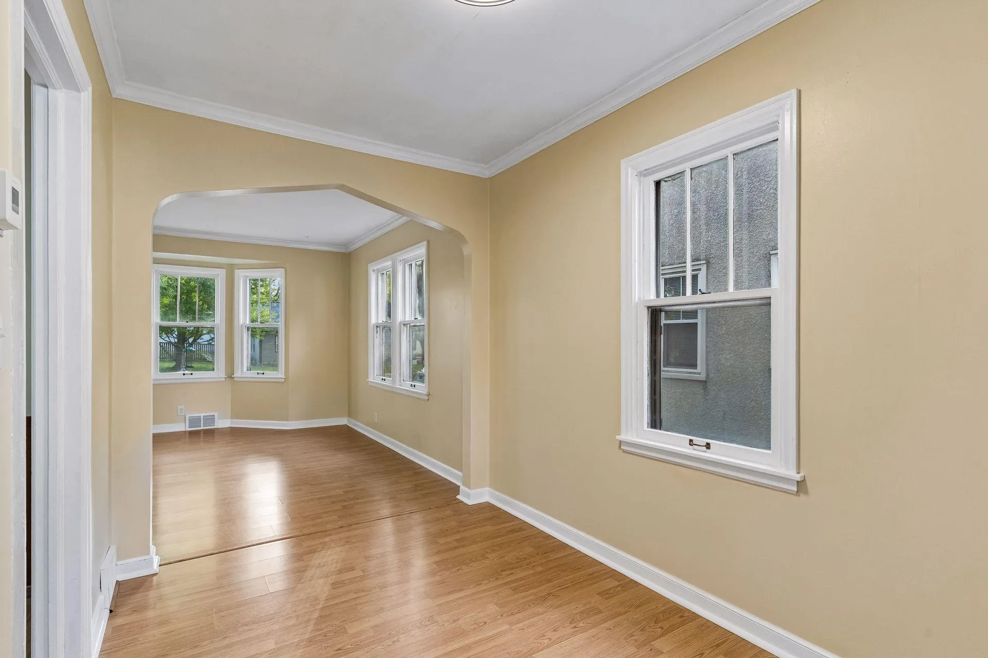 Photo 6 of 3150 Mckinley Ne Street