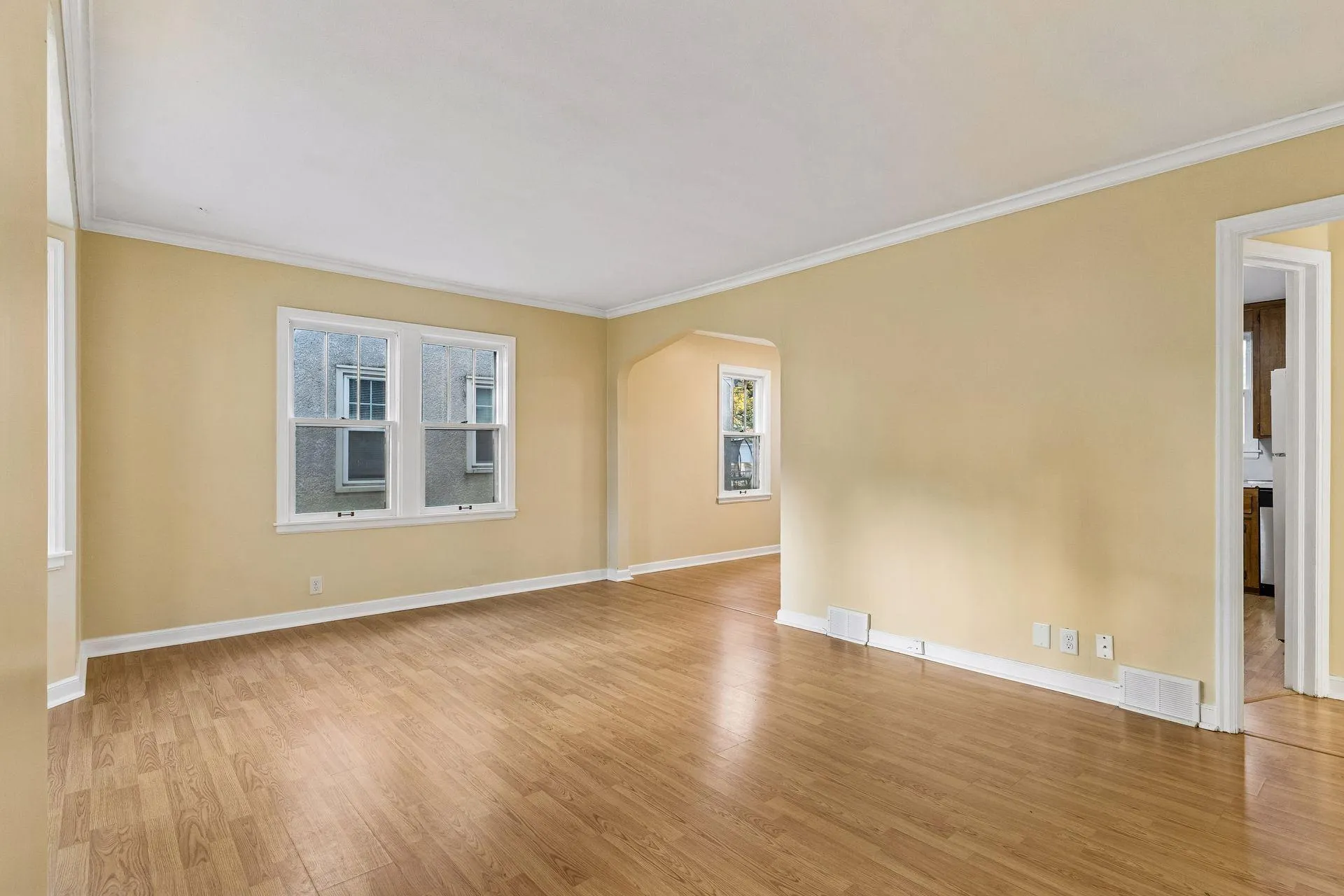 Photo 2 of 3150 Mckinley Ne Street