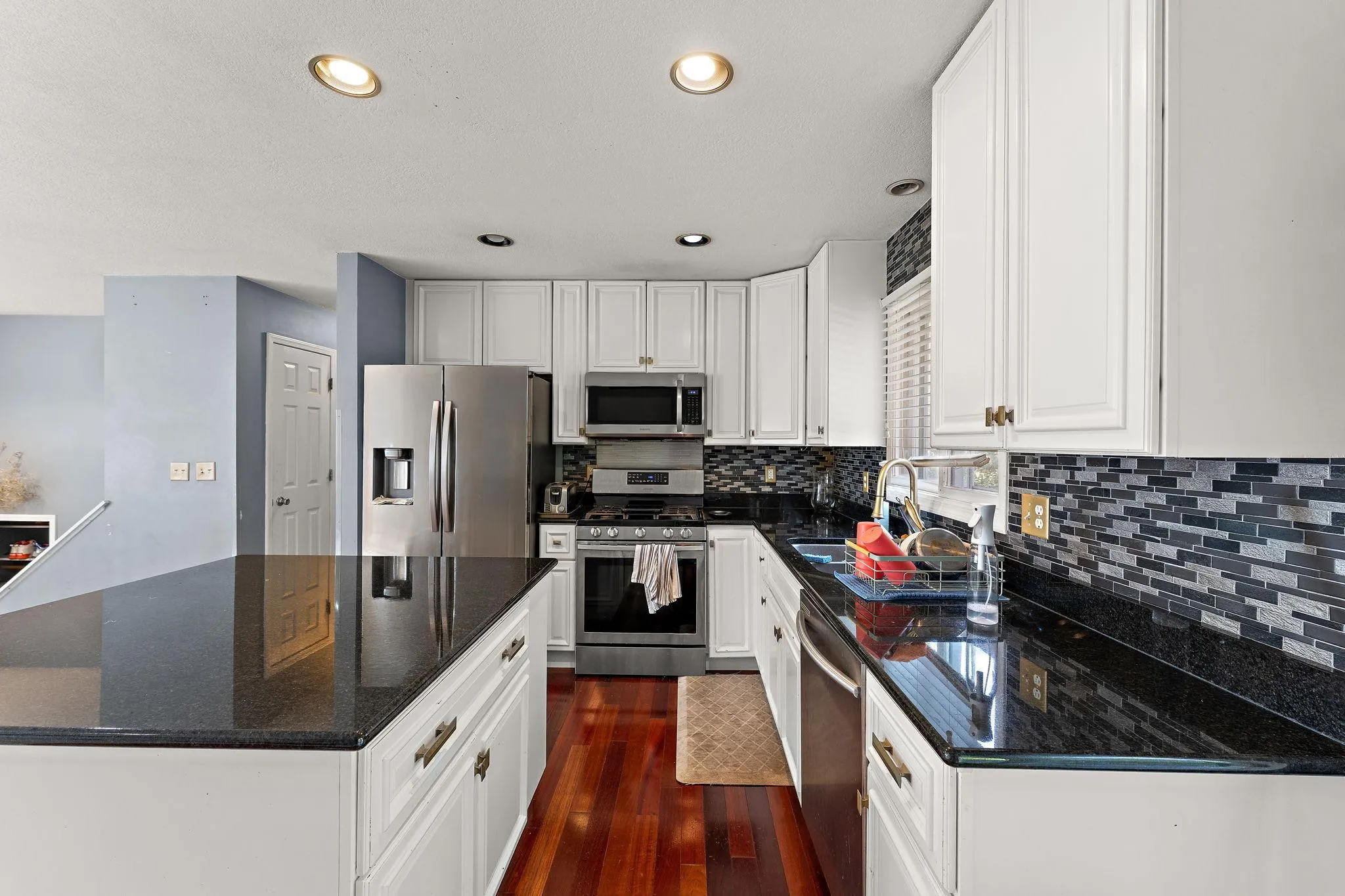 Photo 10 of 475 Springhill Road