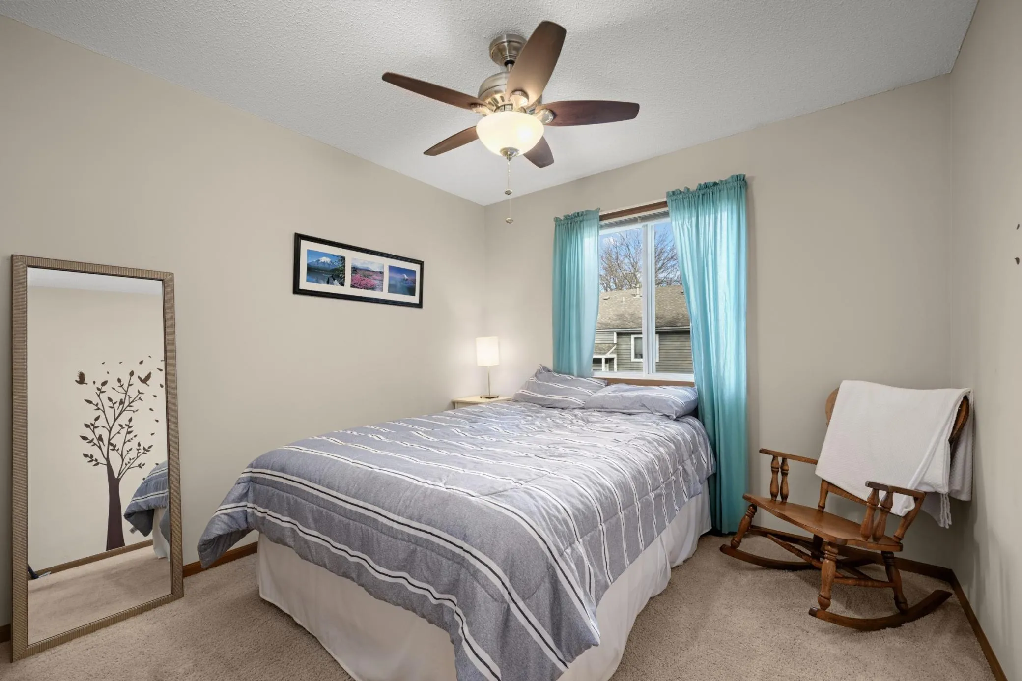 Photo 19 of 5645 Pompano Drive