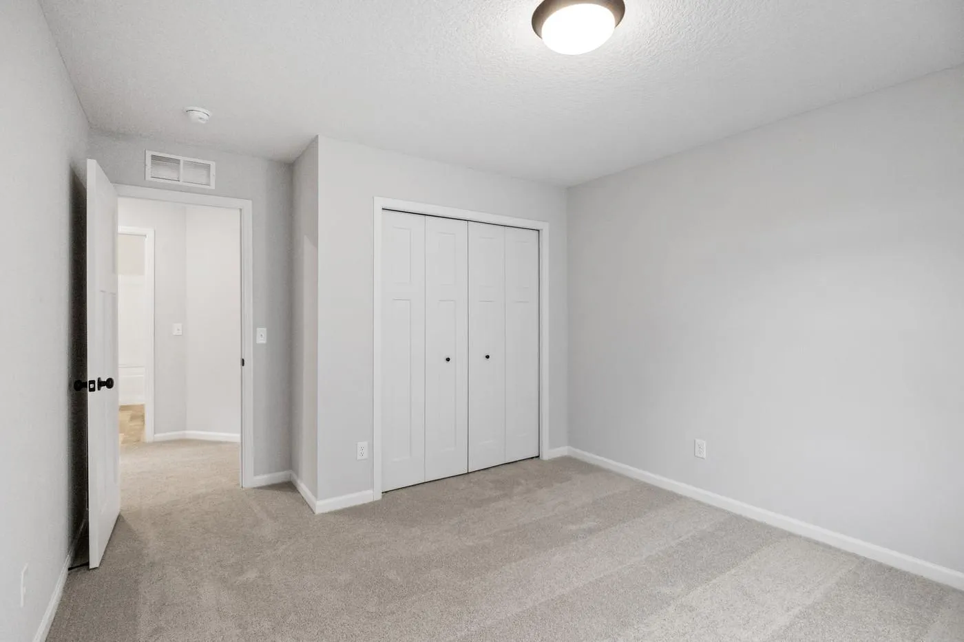 Photo 21 of 11627 16th Ne Circle